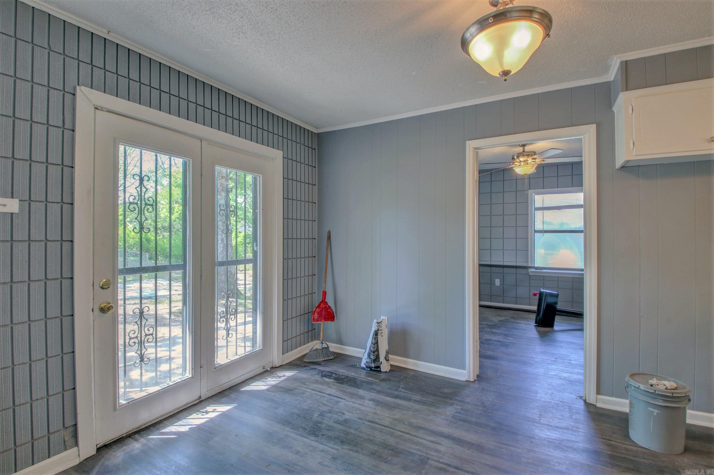 JOHNSON S J - Residential