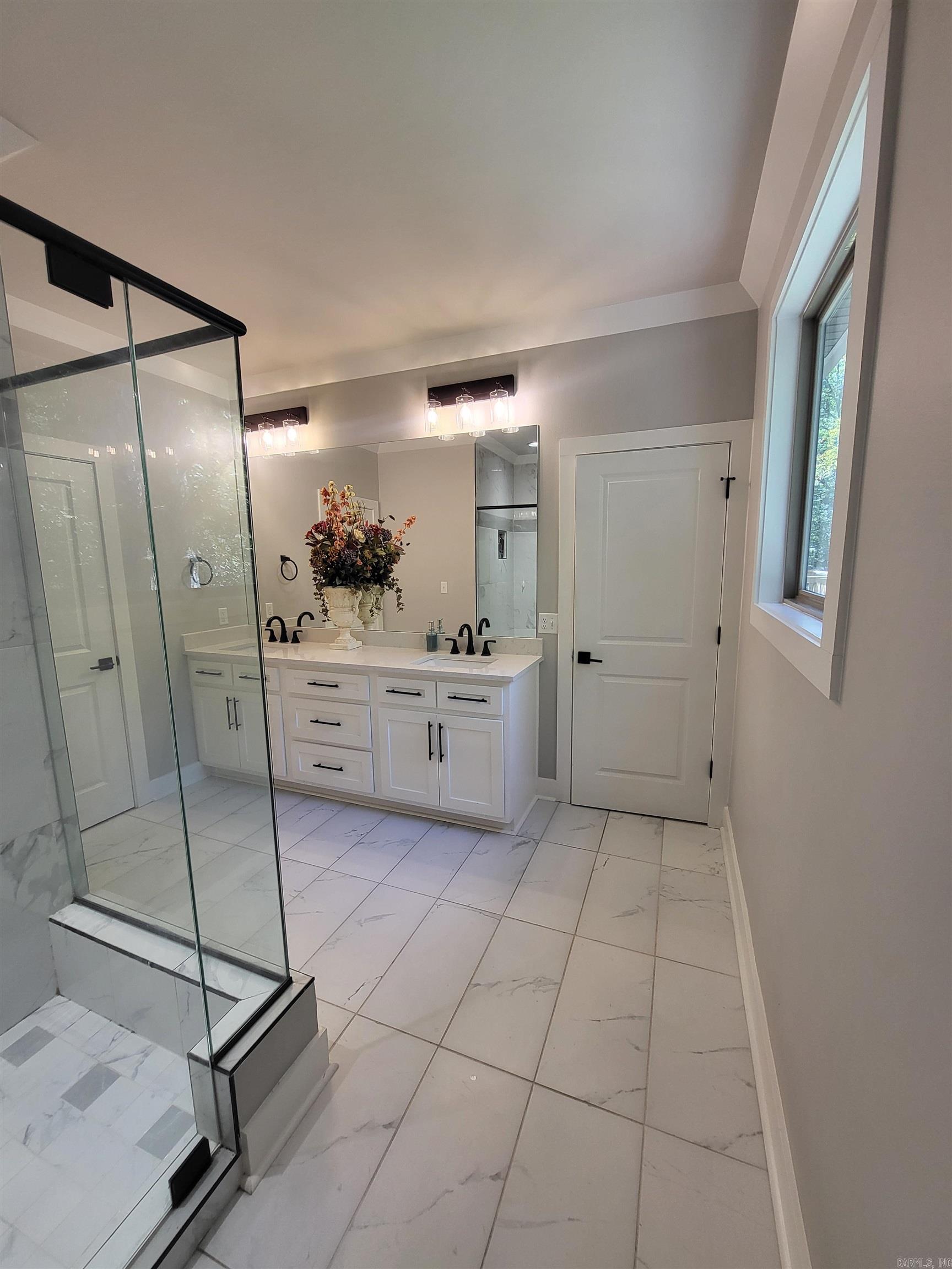 GIBRALTER HGTS - Residential