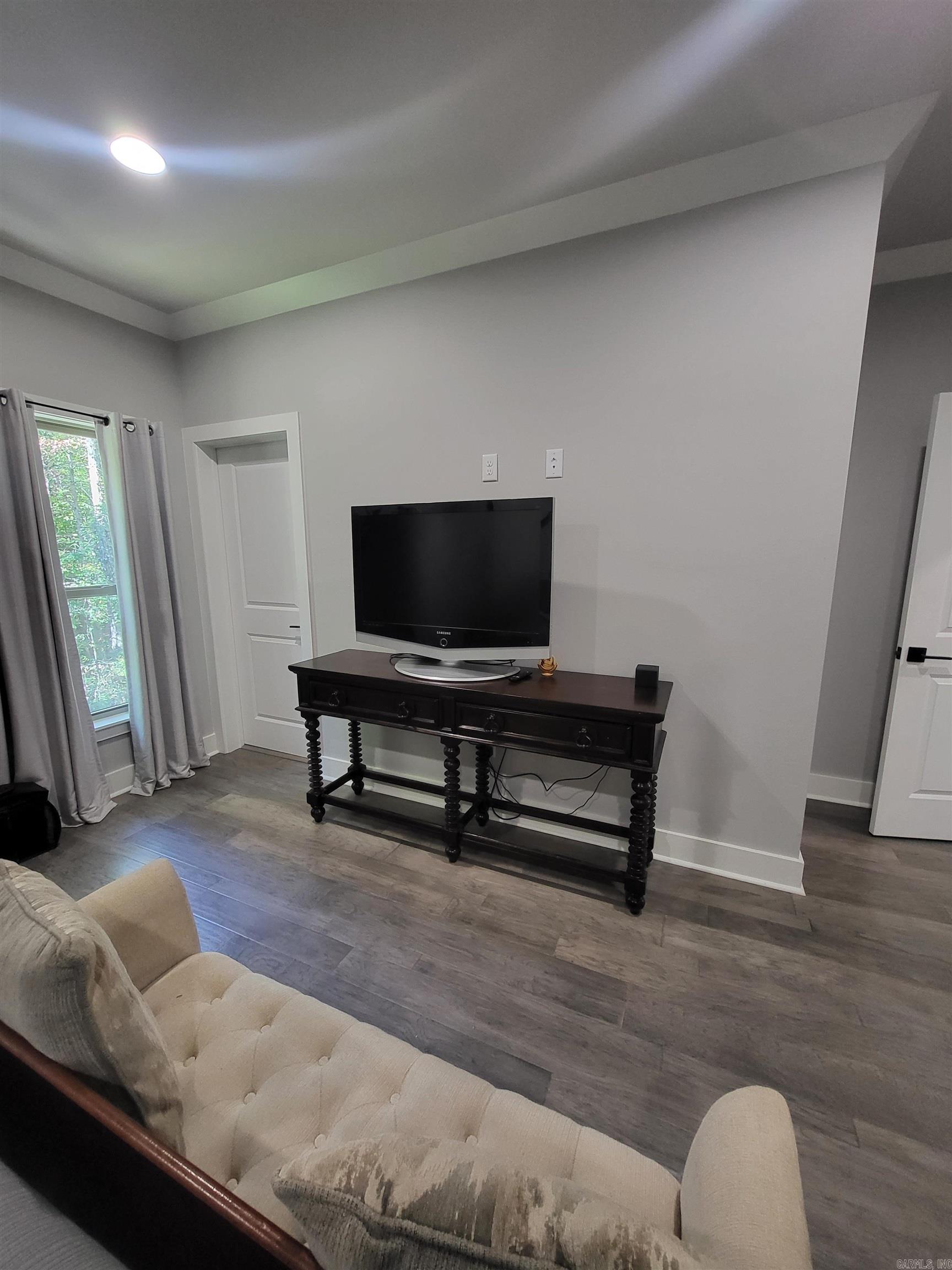 GIBRALTER HGTS - Residential