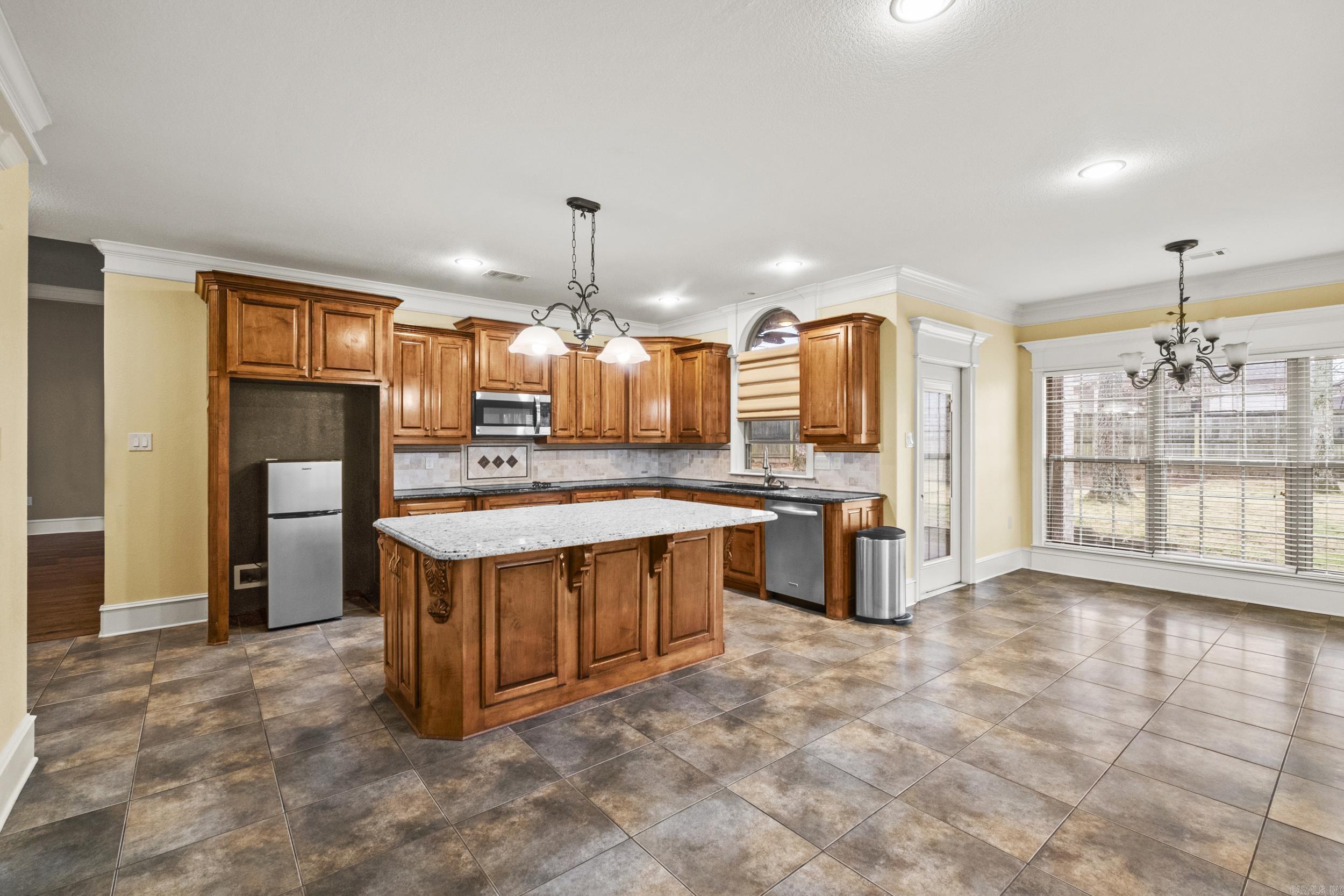 CREEKSIDE ADDN - Residential