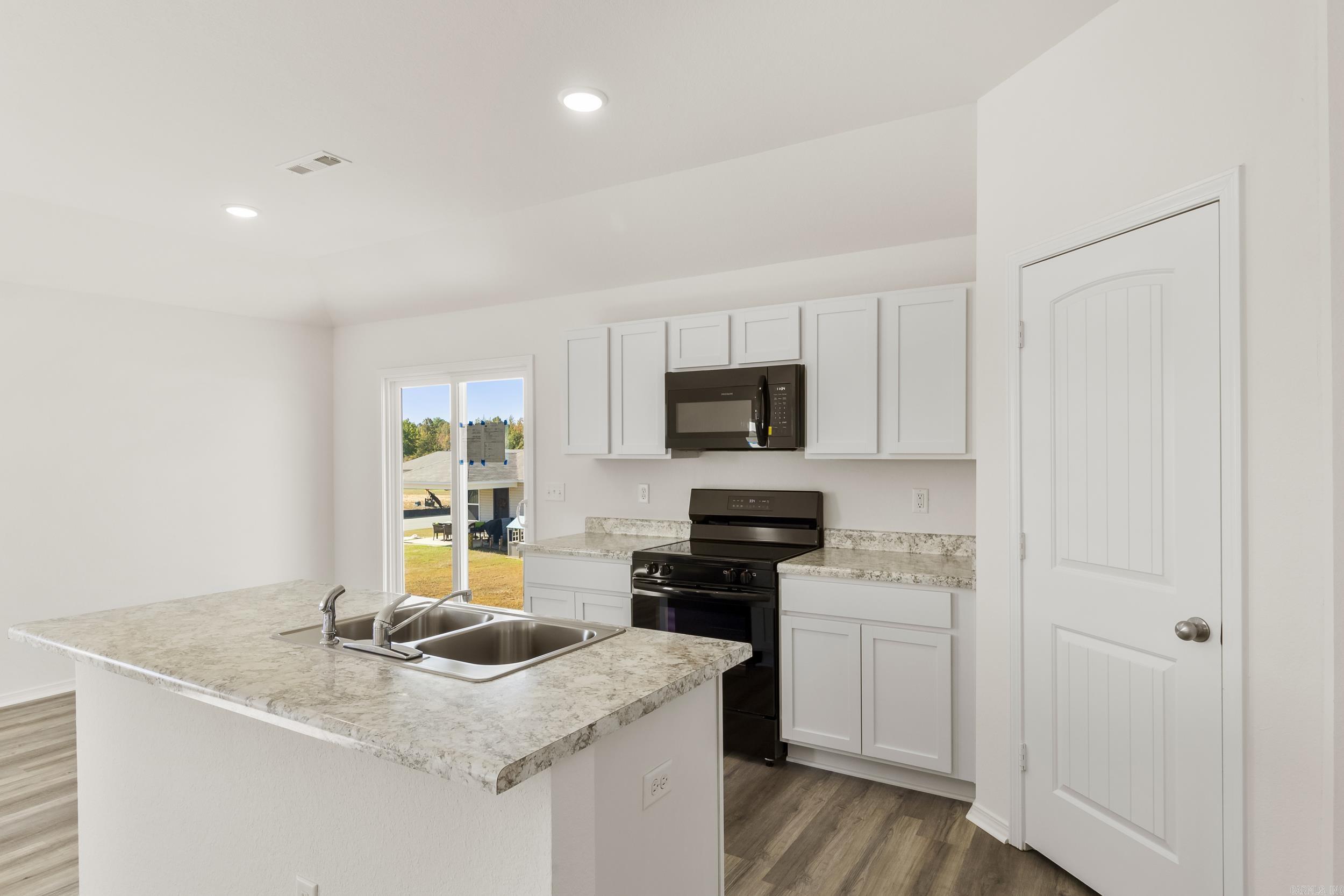 THE MEADOWS - Residential