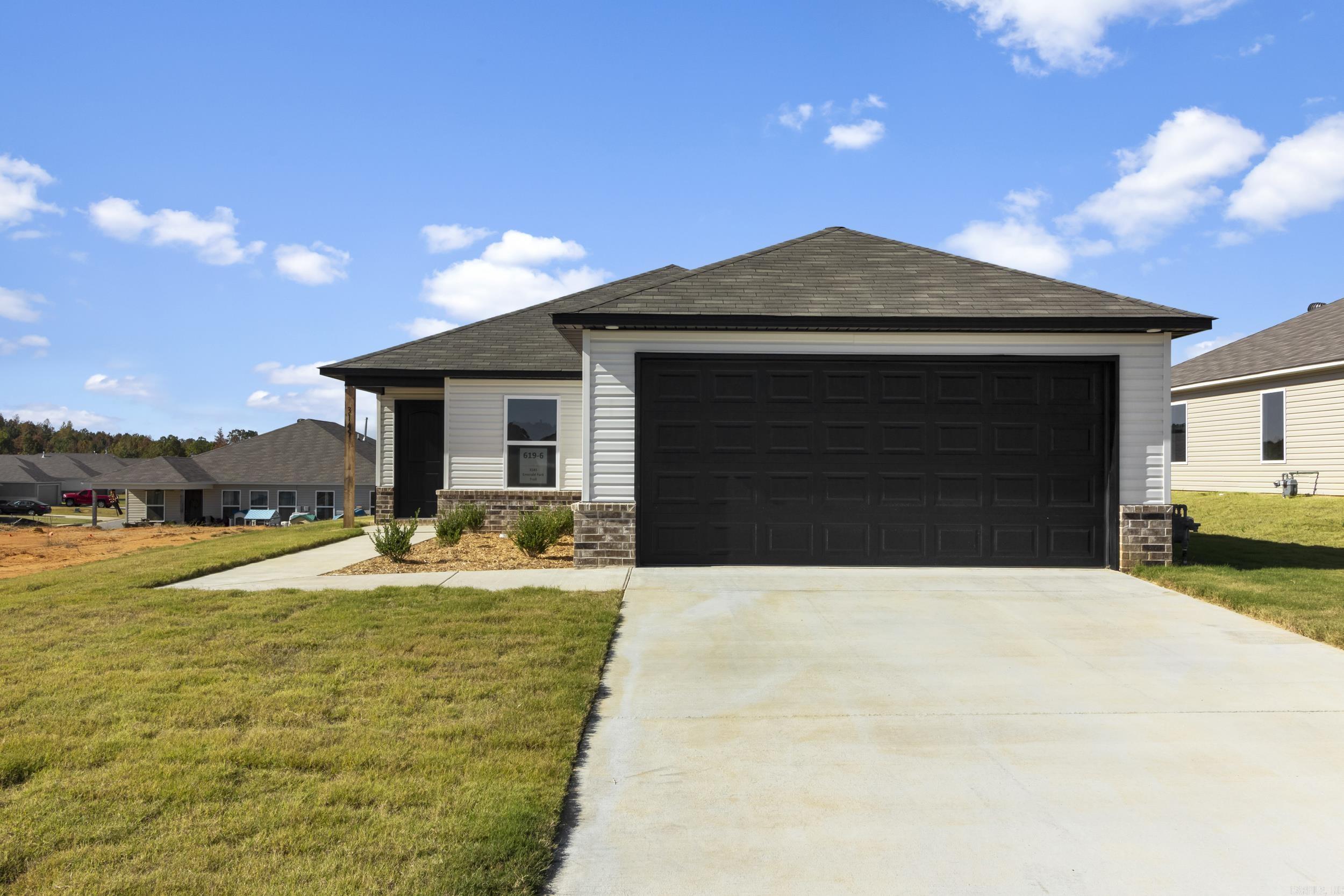 THE MEADOWS - Residential