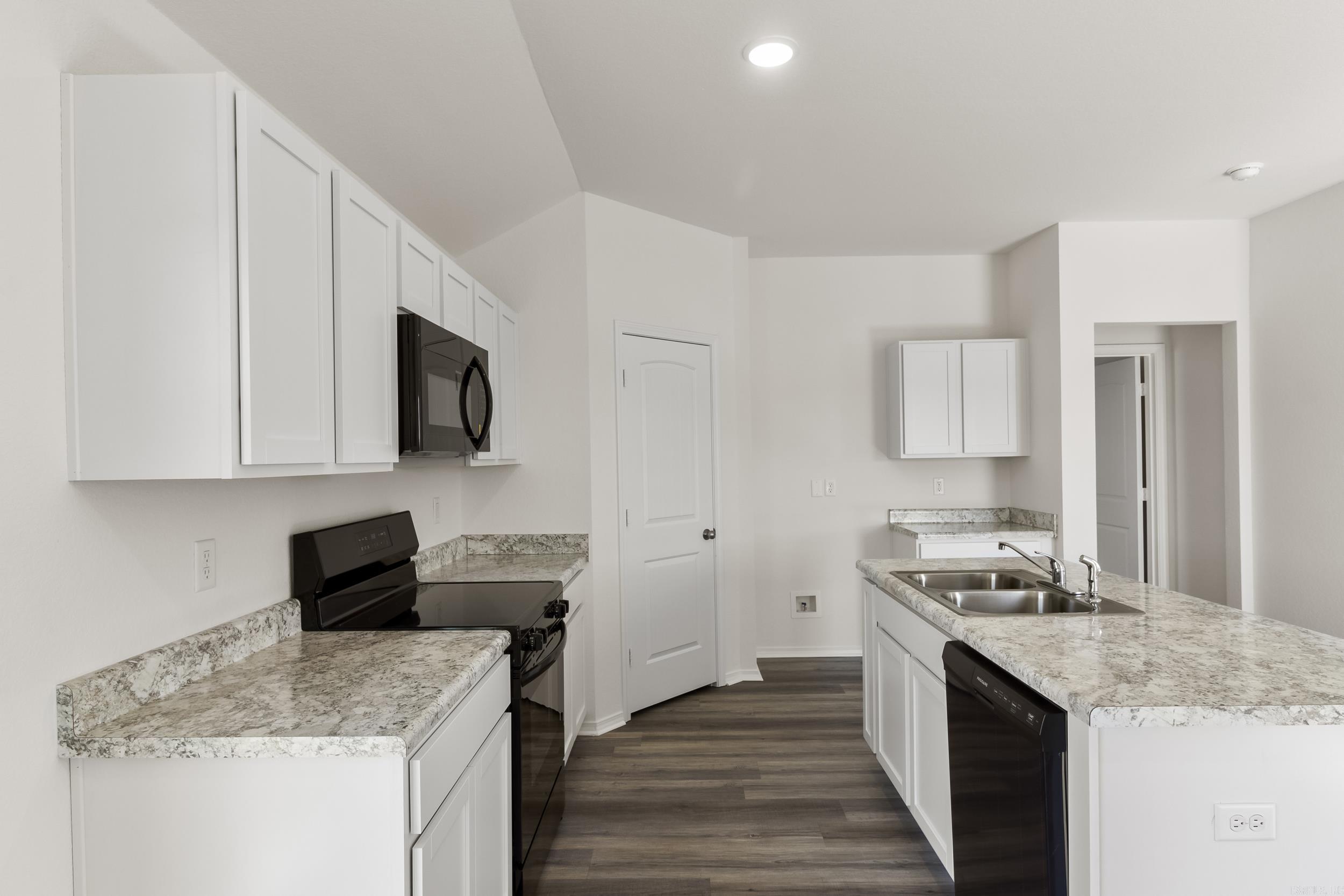 THE MEADOWS - Residential