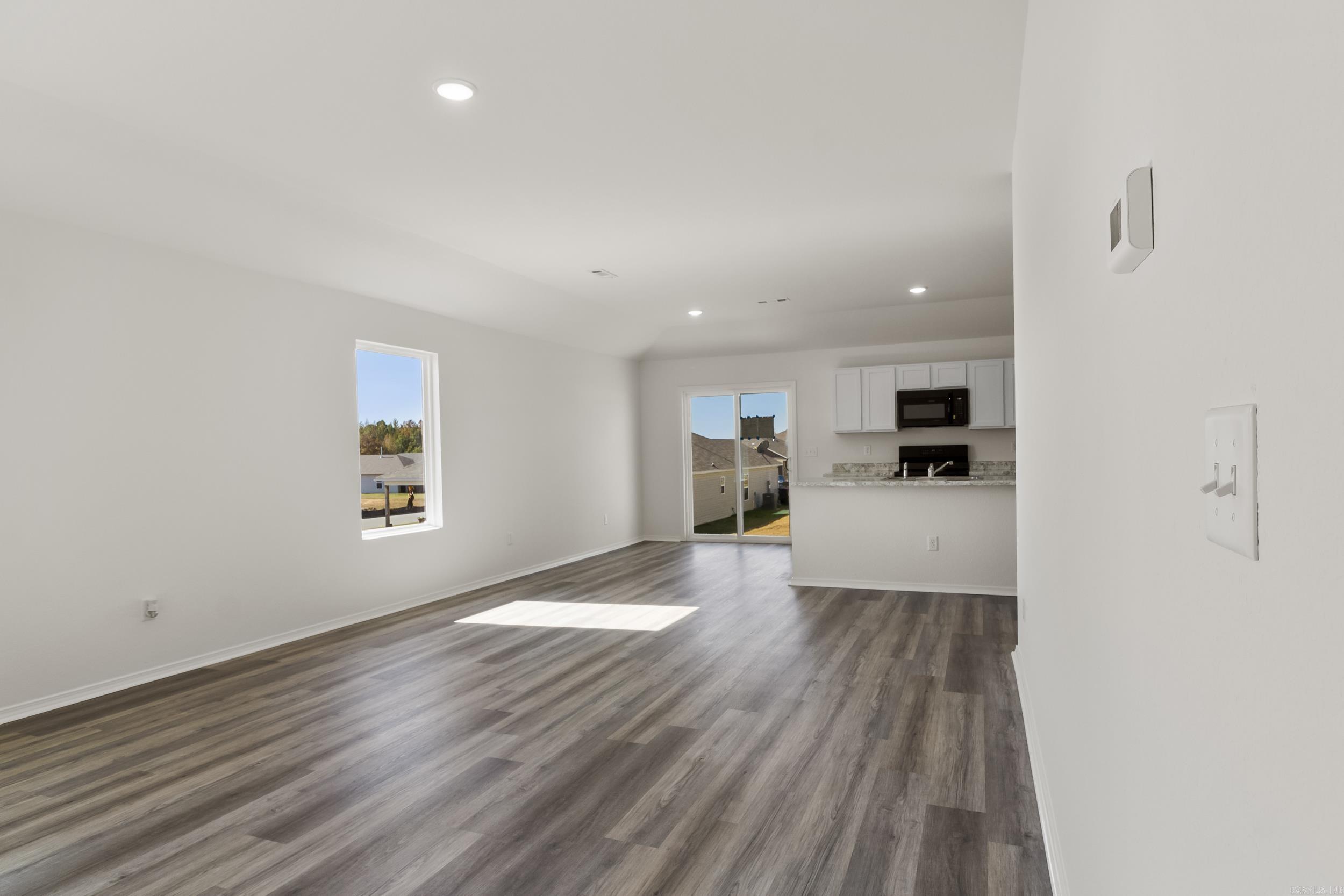 THE MEADOWS - Residential