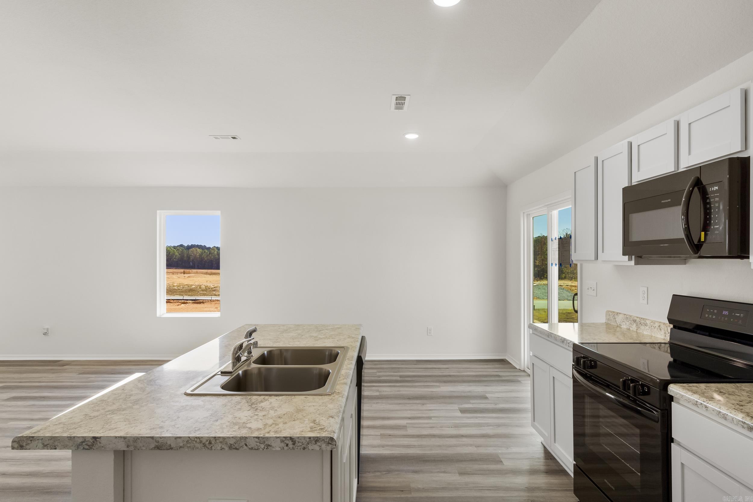 THE MEADOWS - Residential