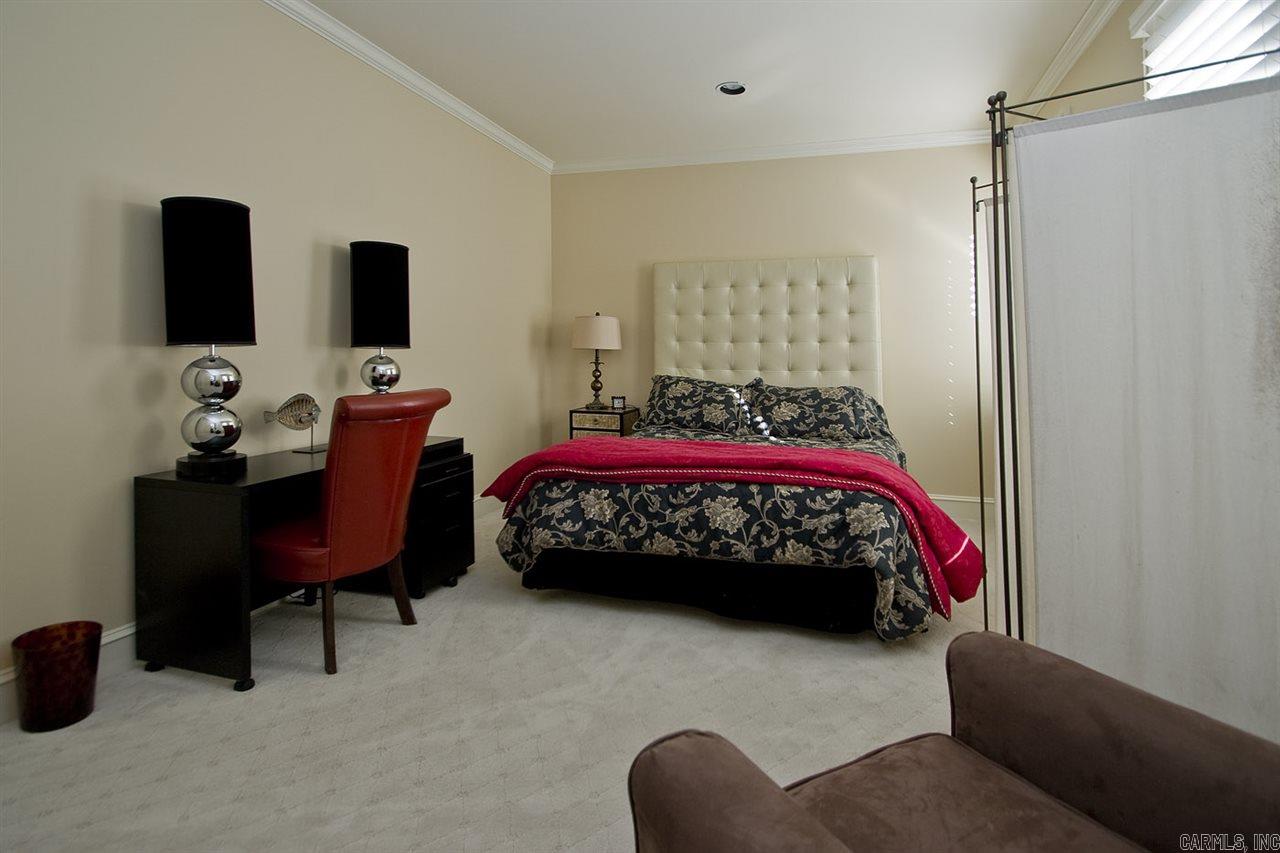 HICKORY CREEK - Residential
