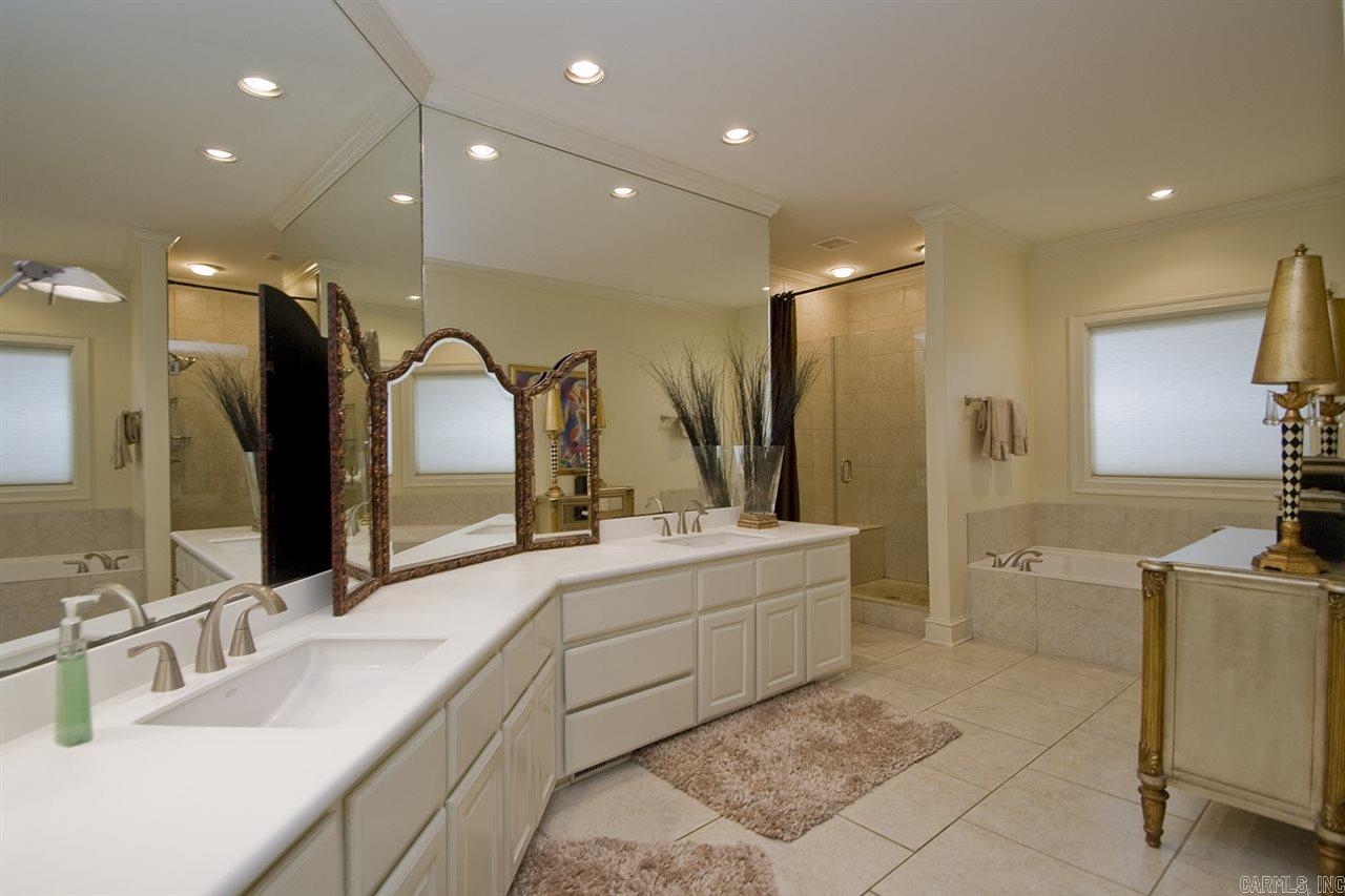 HICKORY CREEK - Residential
