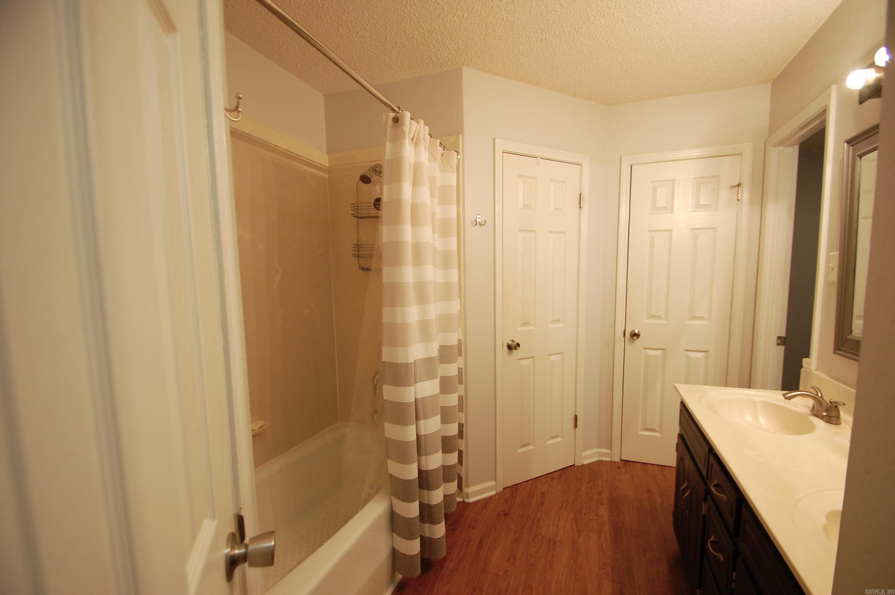 RIVERLAND - Residential