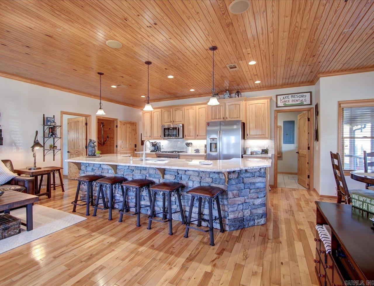 TAHOE LAKE ESTATES - Residential