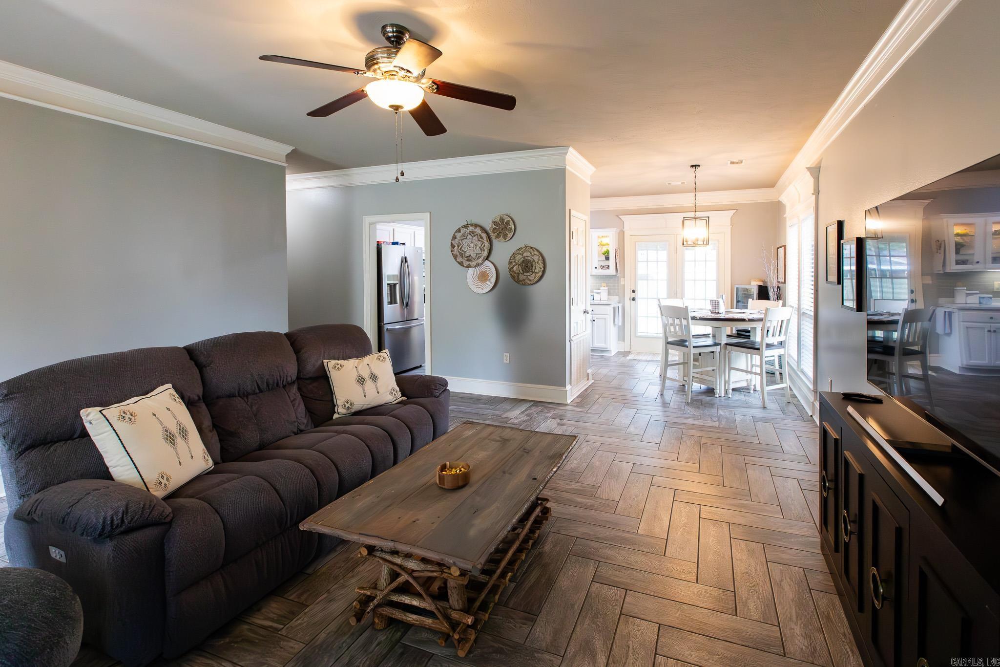 WEST POINTE - Residential