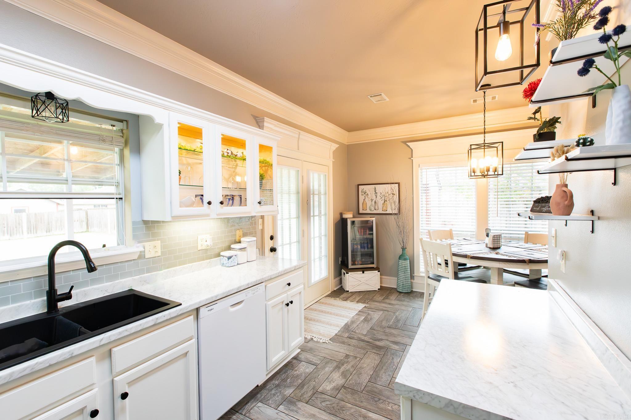 WEST POINTE - Residential