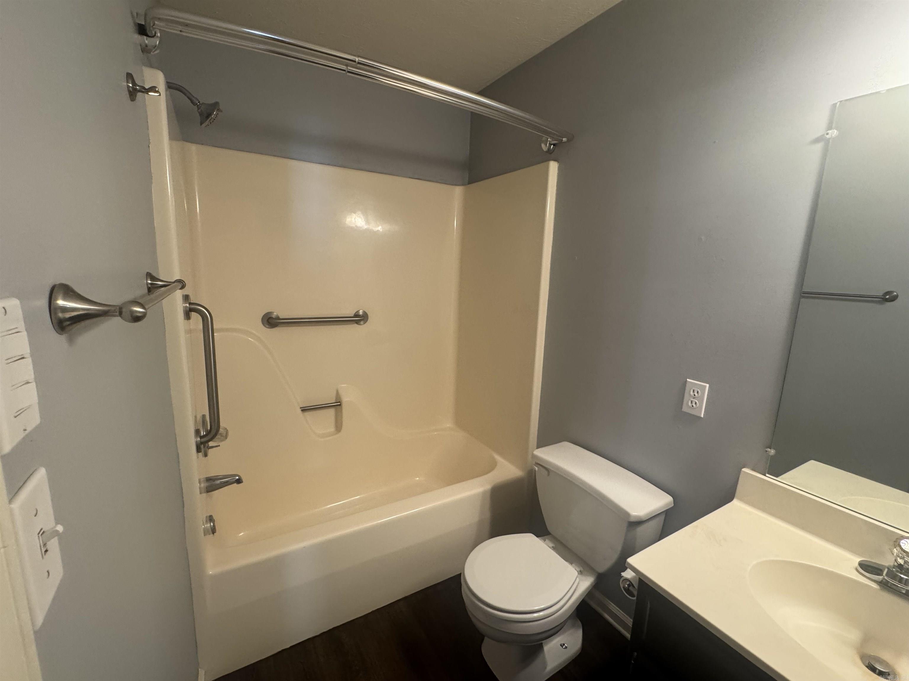 NORTHFIELD - Residential