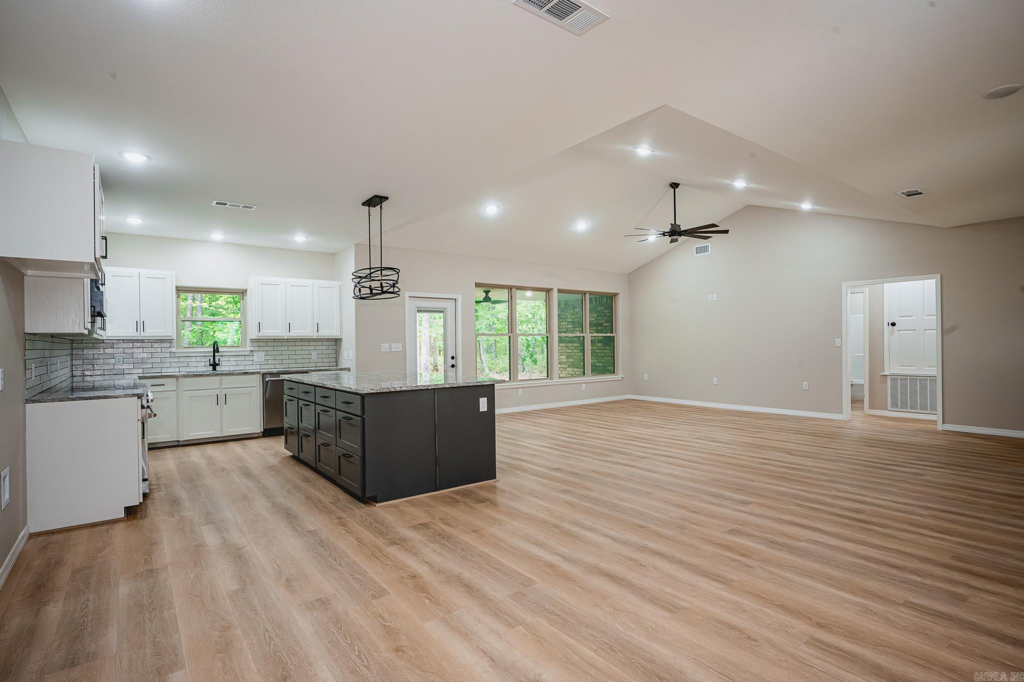 TIMBER RIDGE EAST - Residential