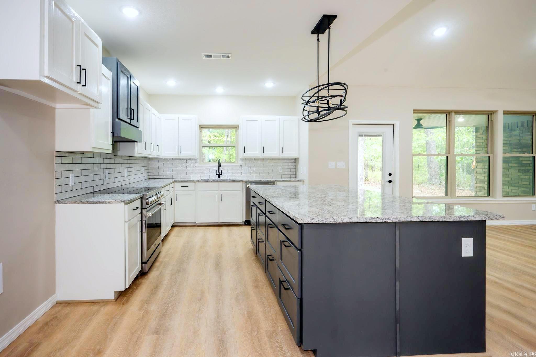 TIMBER RIDGE EAST - Residential