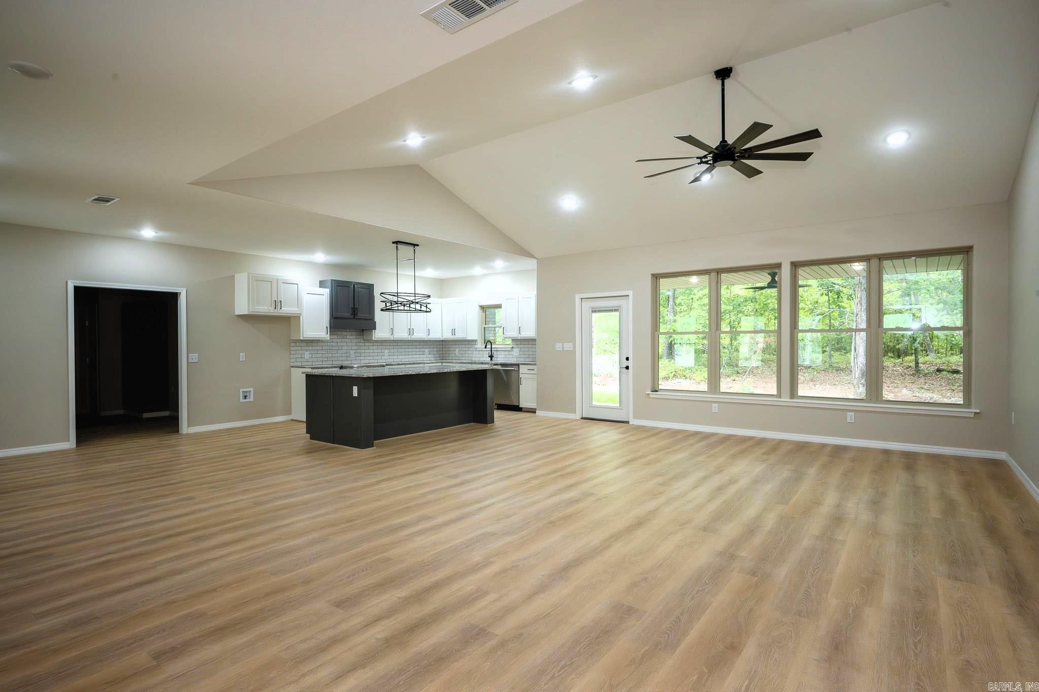 TIMBER RIDGE EAST - Residential