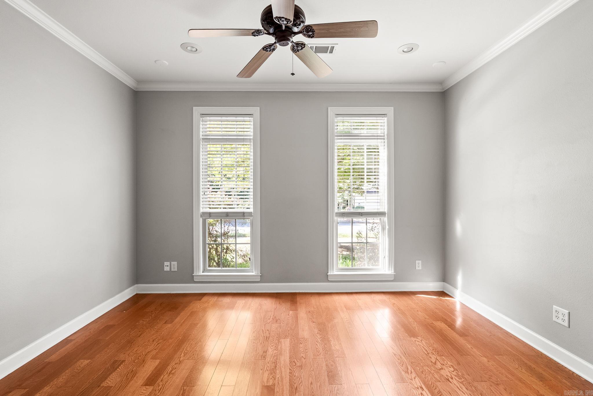 WOODLANDS EDGE - Residential
