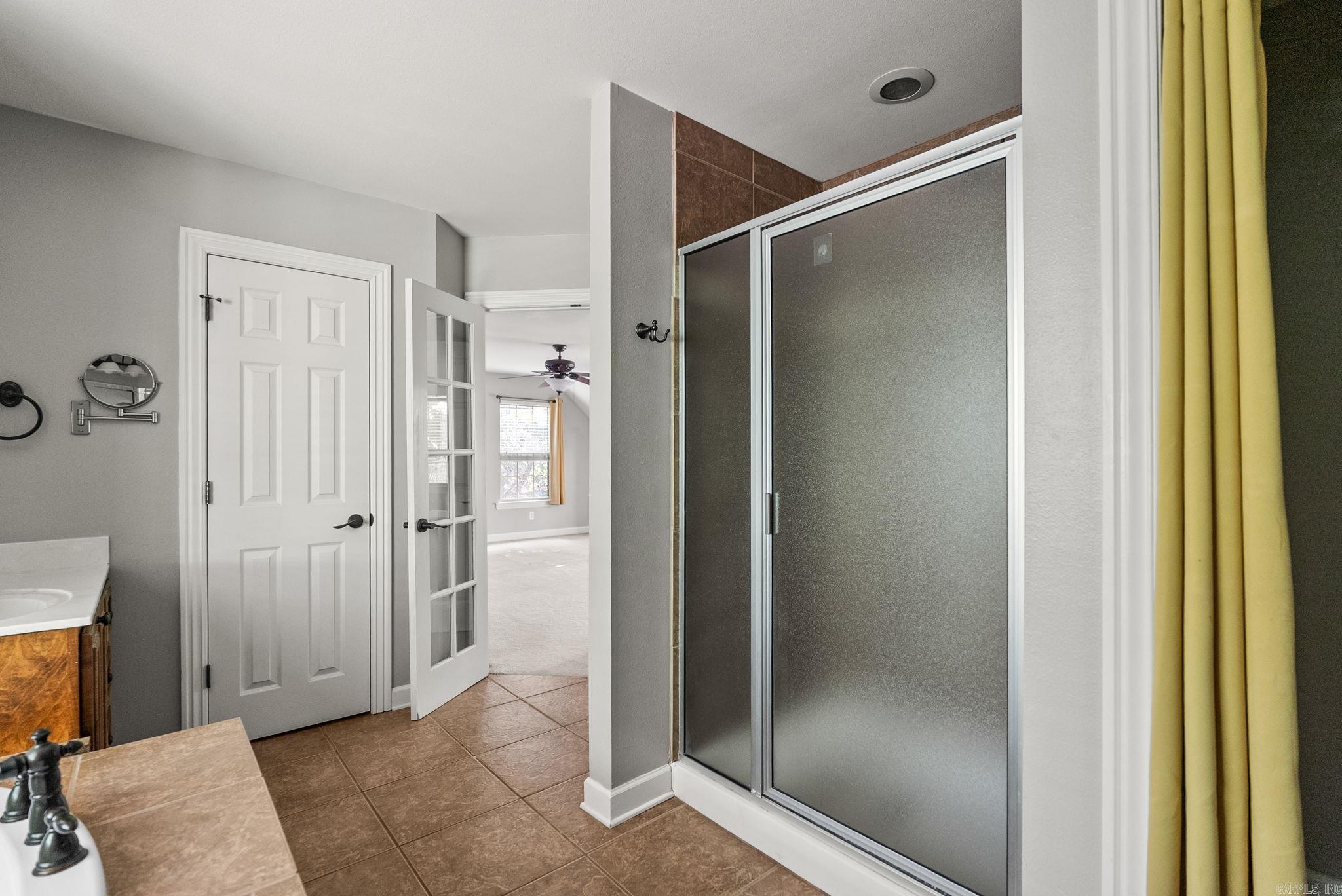 WOODLANDS EDGE - Residential
