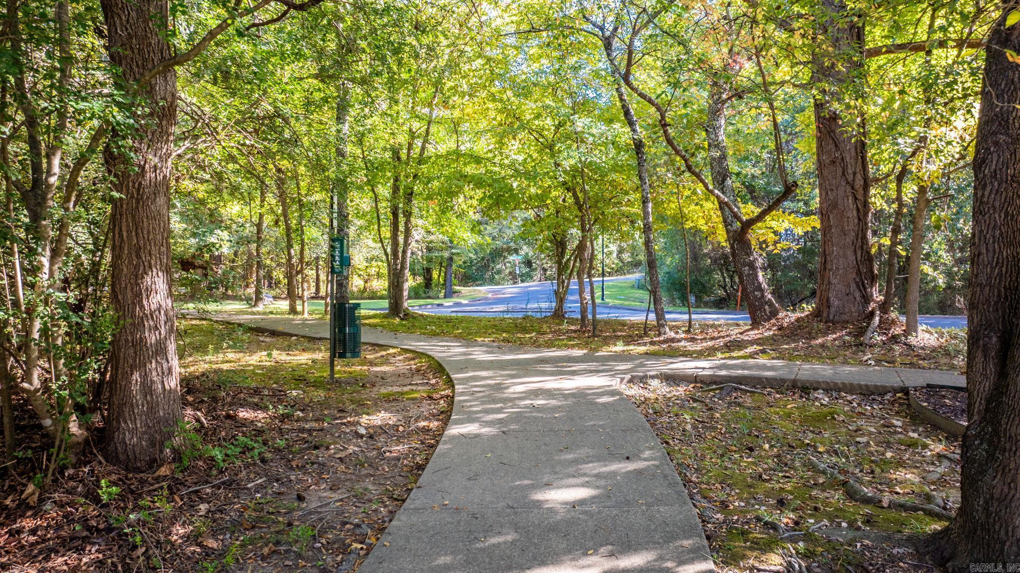 WOODLANDS EDGE - Residential