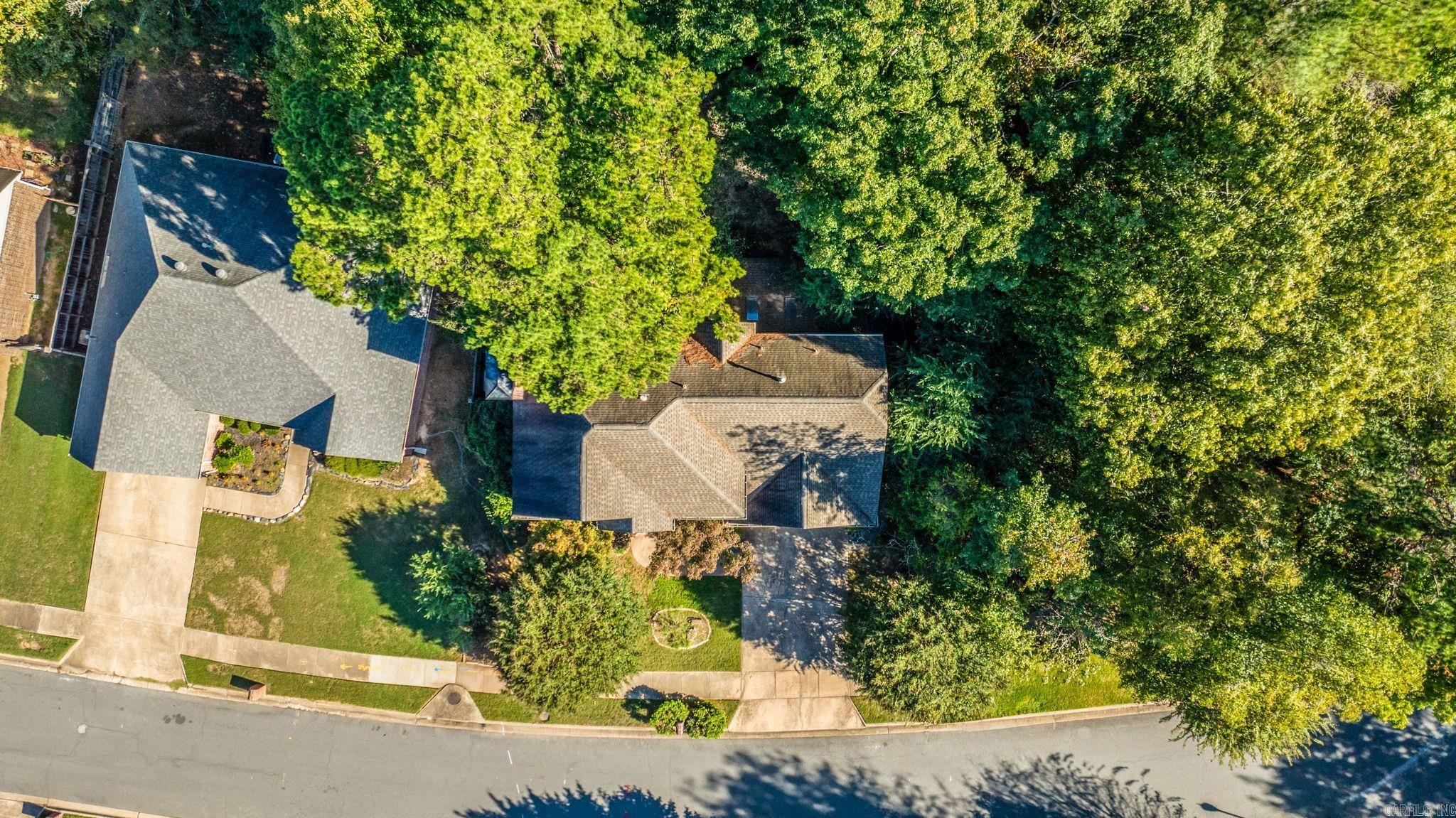 WOODLANDS EDGE - Residential