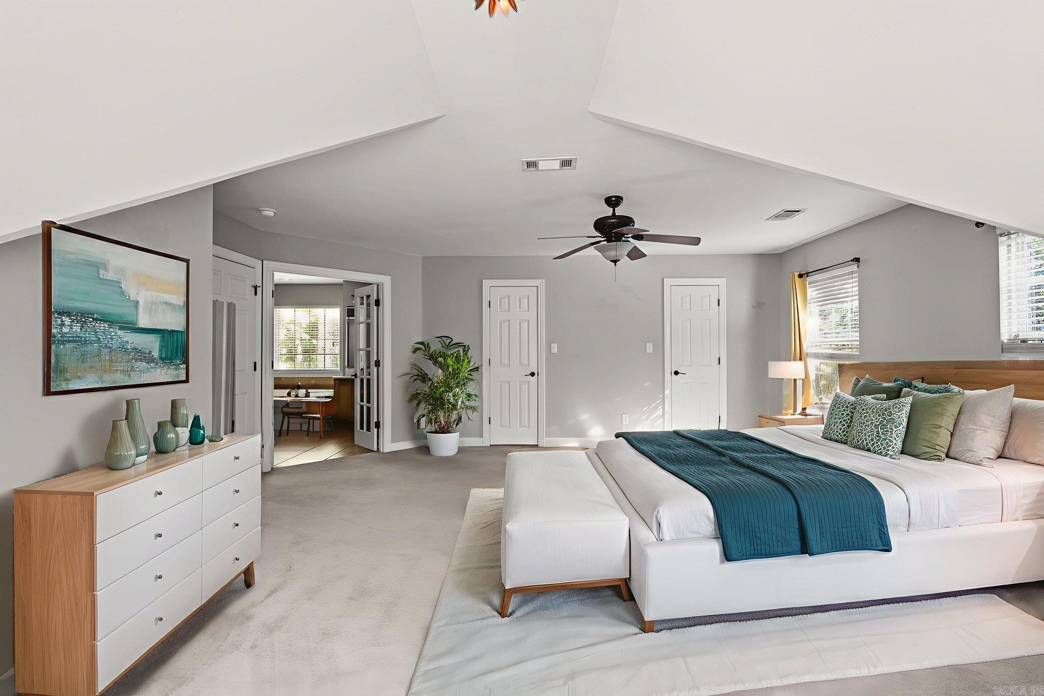 WOODLANDS EDGE - Residential