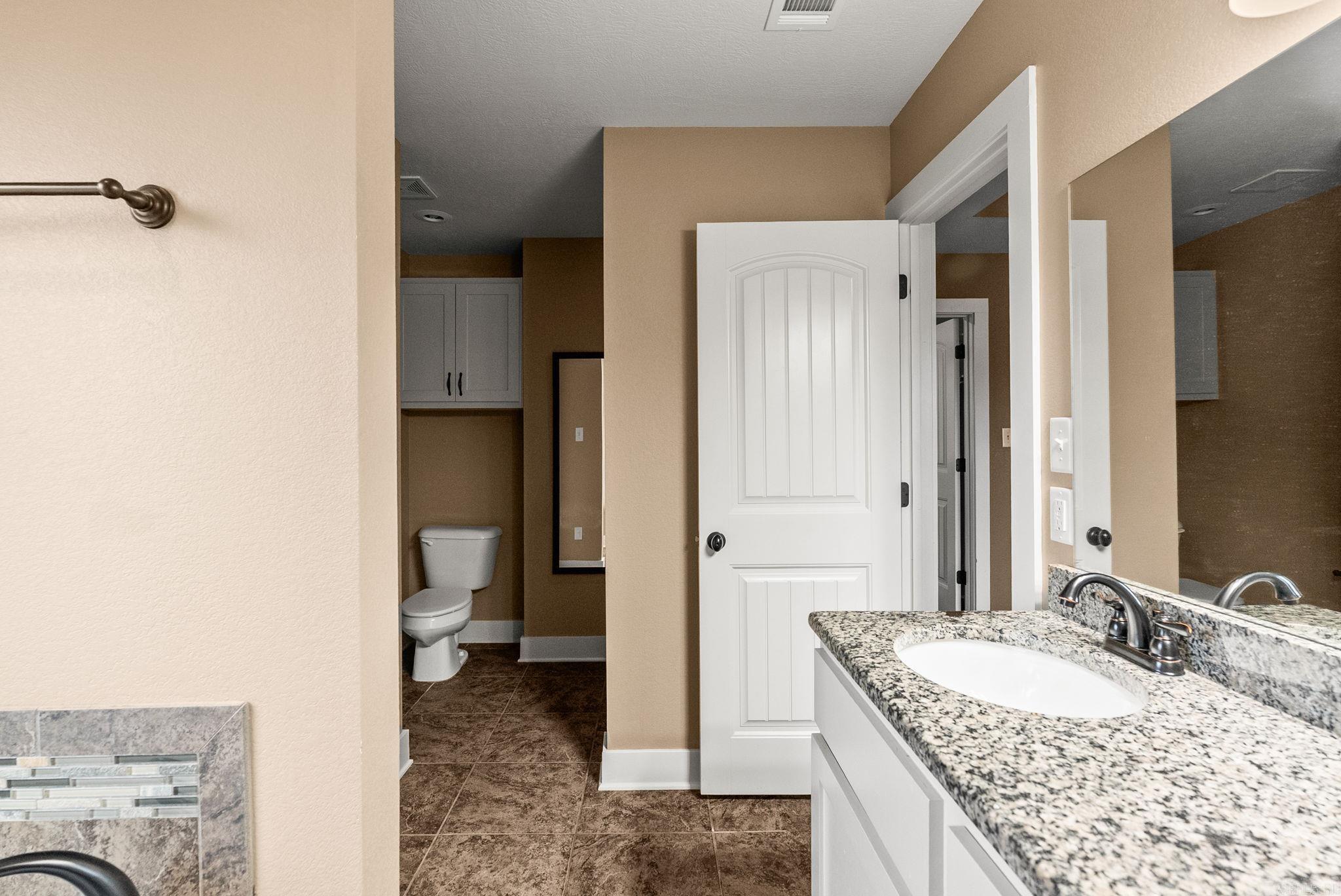 JEWELS ESTATES - Residential