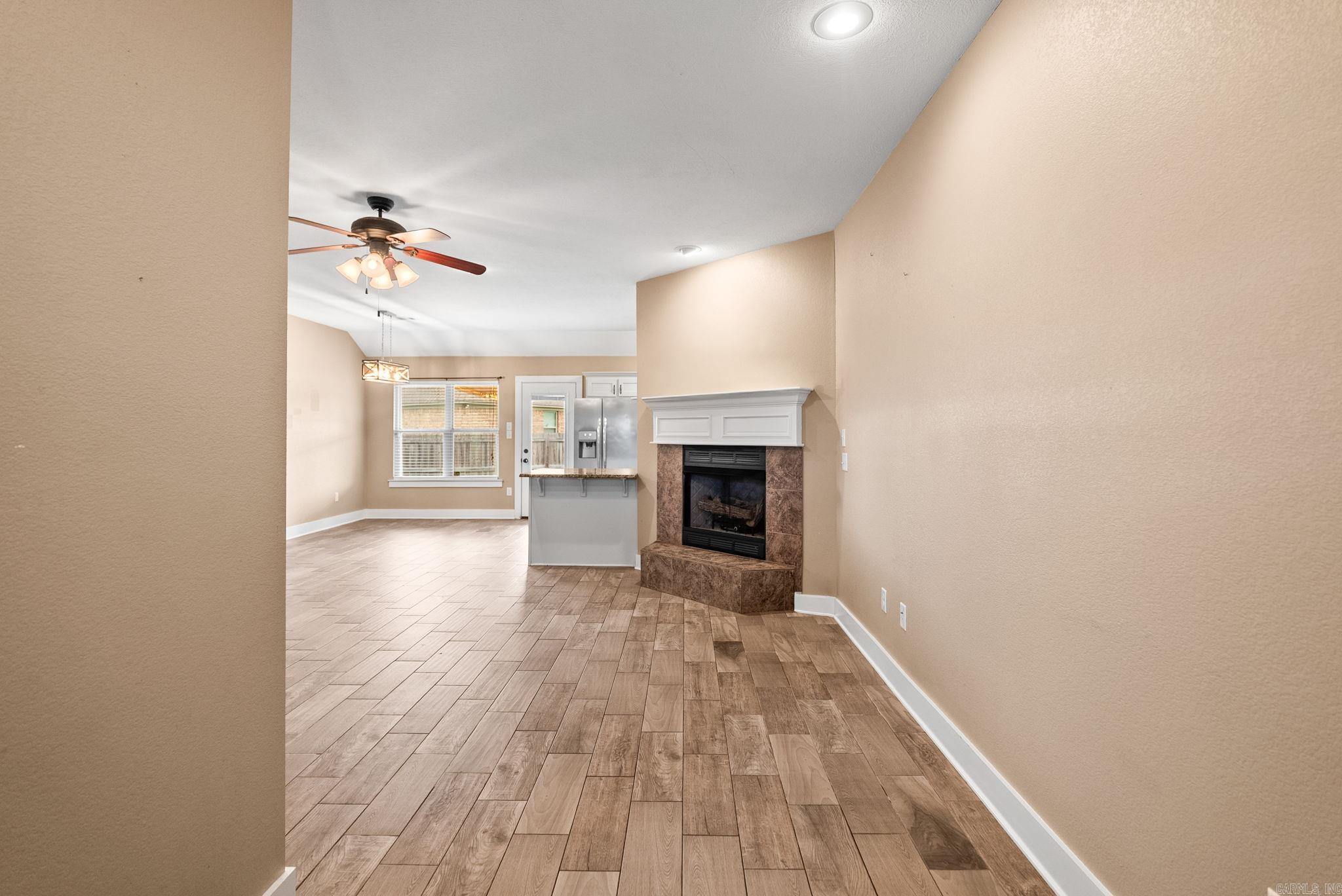 JEWELS ESTATES - Residential