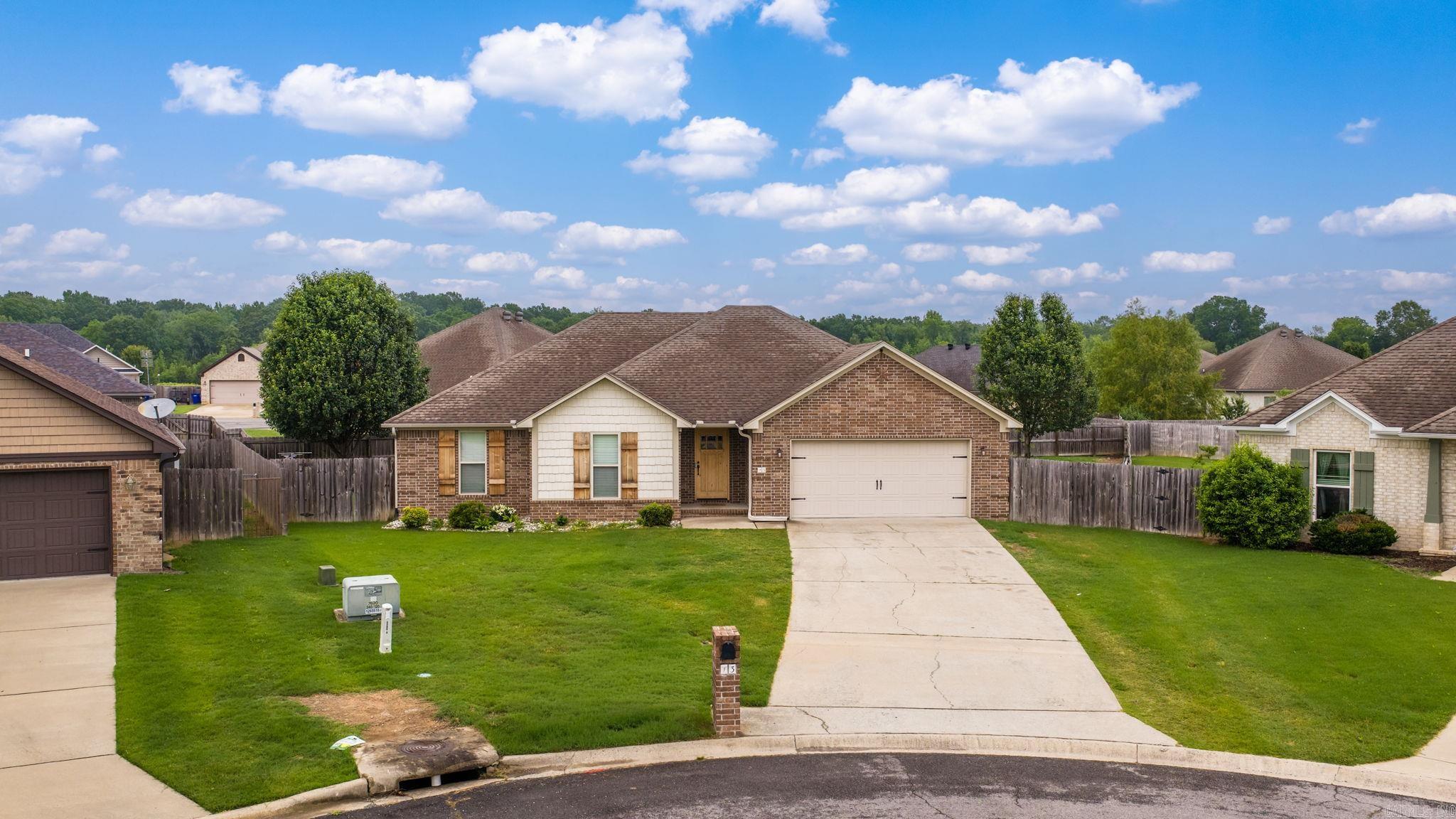 JEWELS ESTATES - Residential