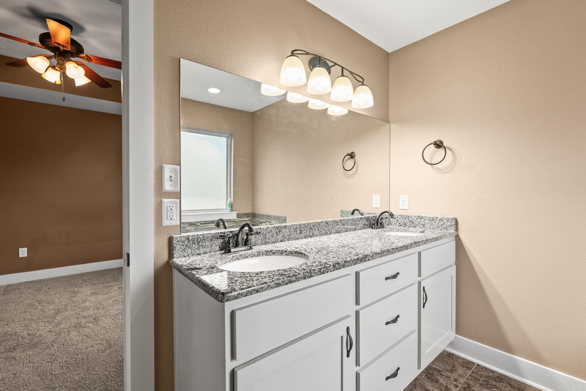 JEWELS ESTATES - Residential