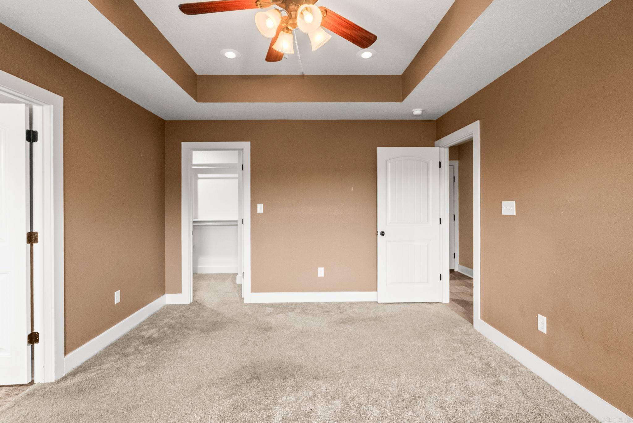 JEWELS ESTATES - Residential
