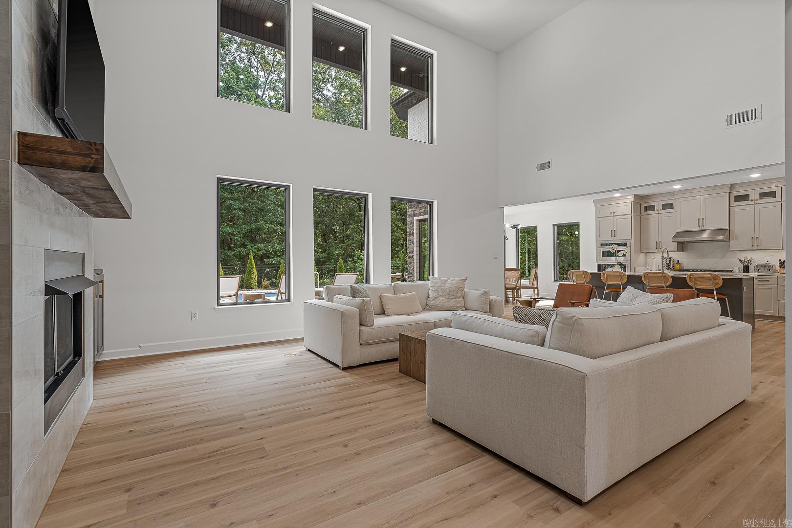 Ridgepointe - Residential