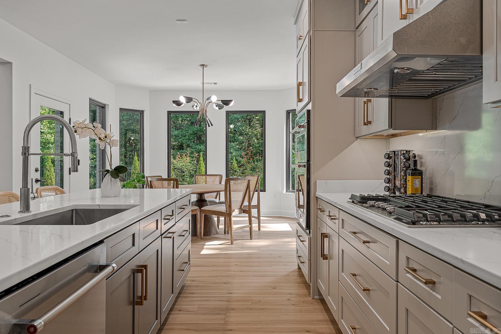 Ridgepointe - Residential