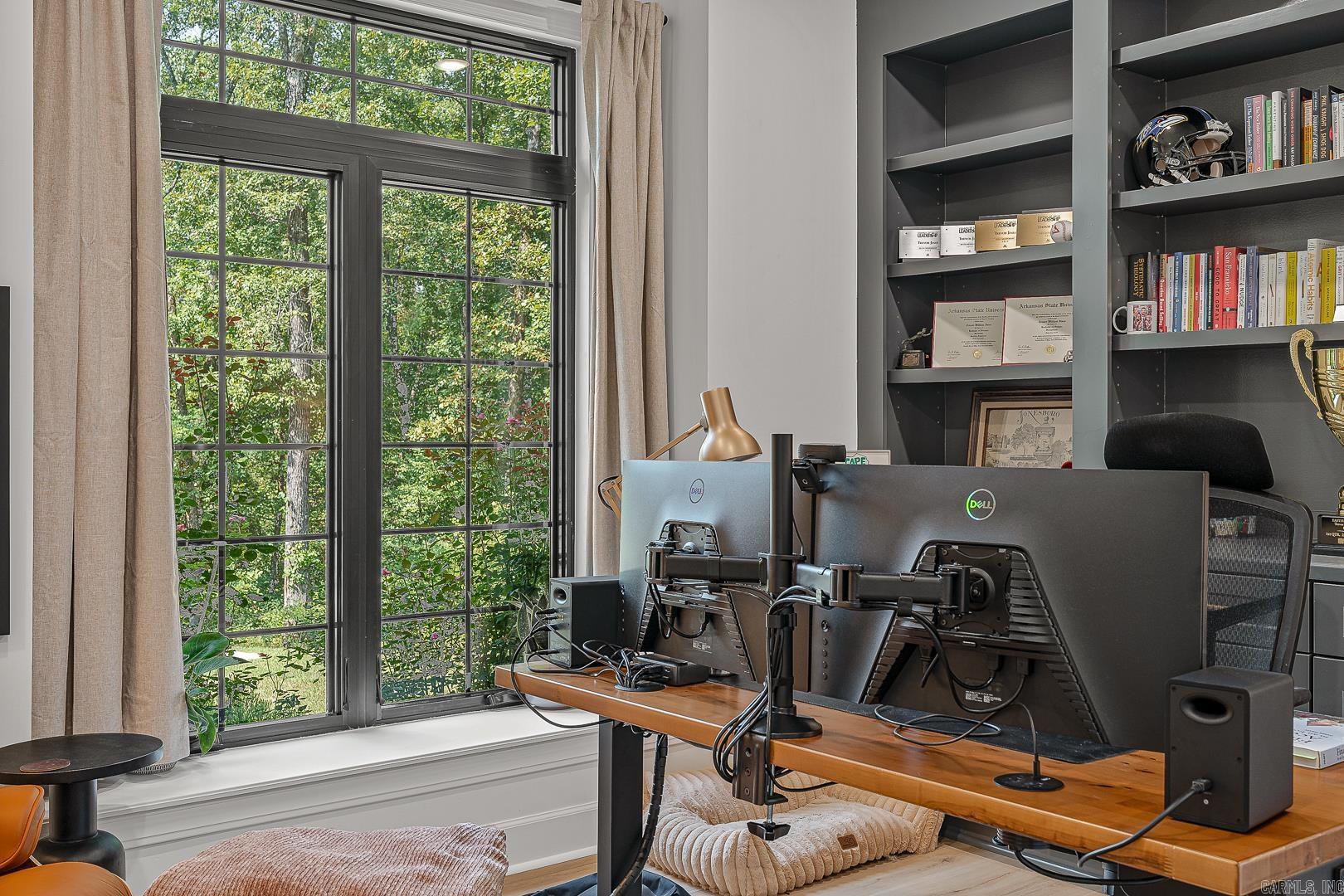 Ridgepointe - Residential