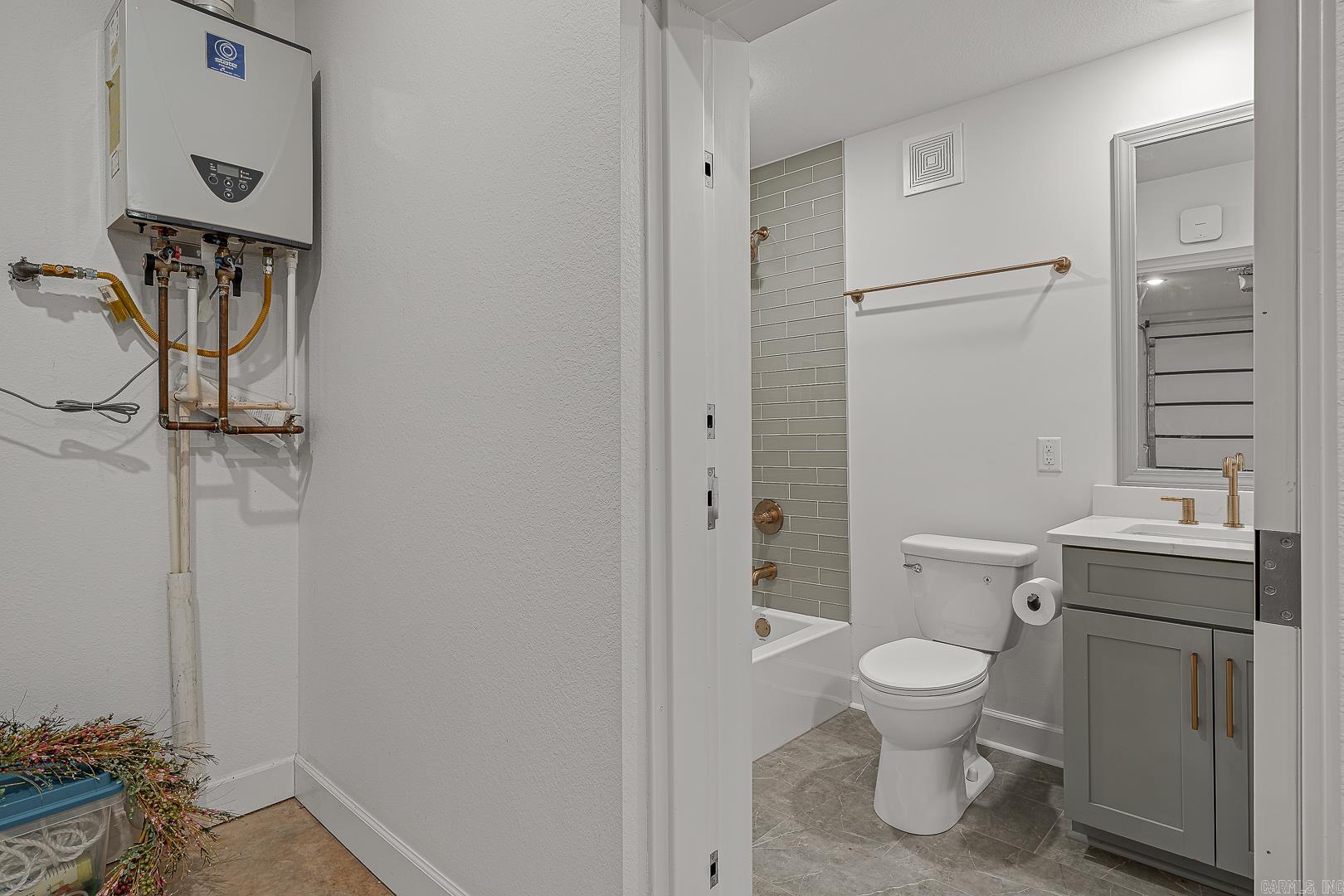 Ridgepointe - Residential