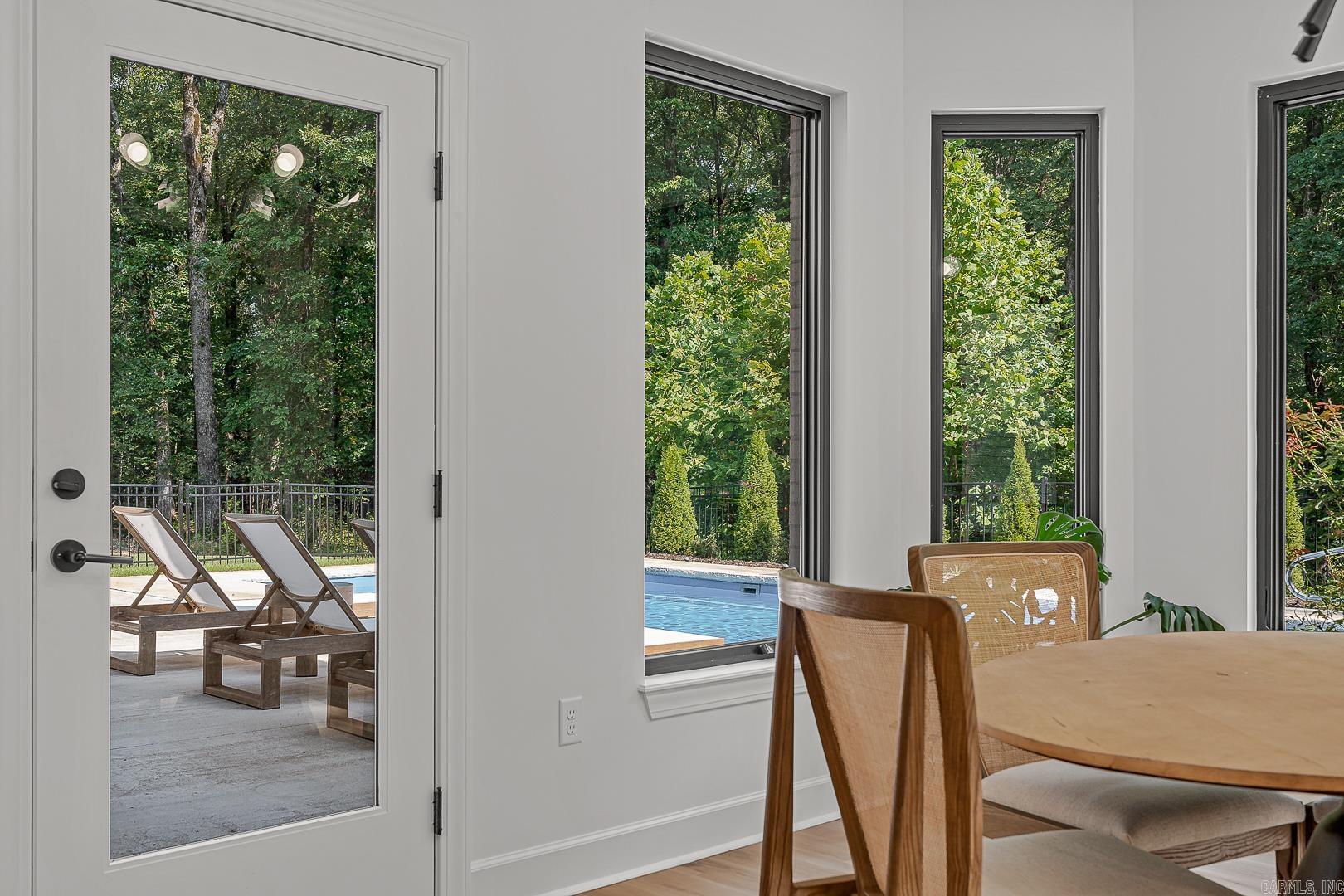 Ridgepointe - Residential