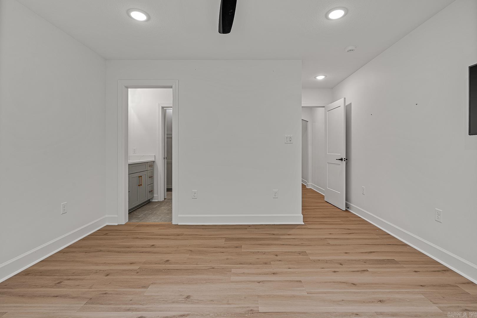 Ridgepointe - Residential