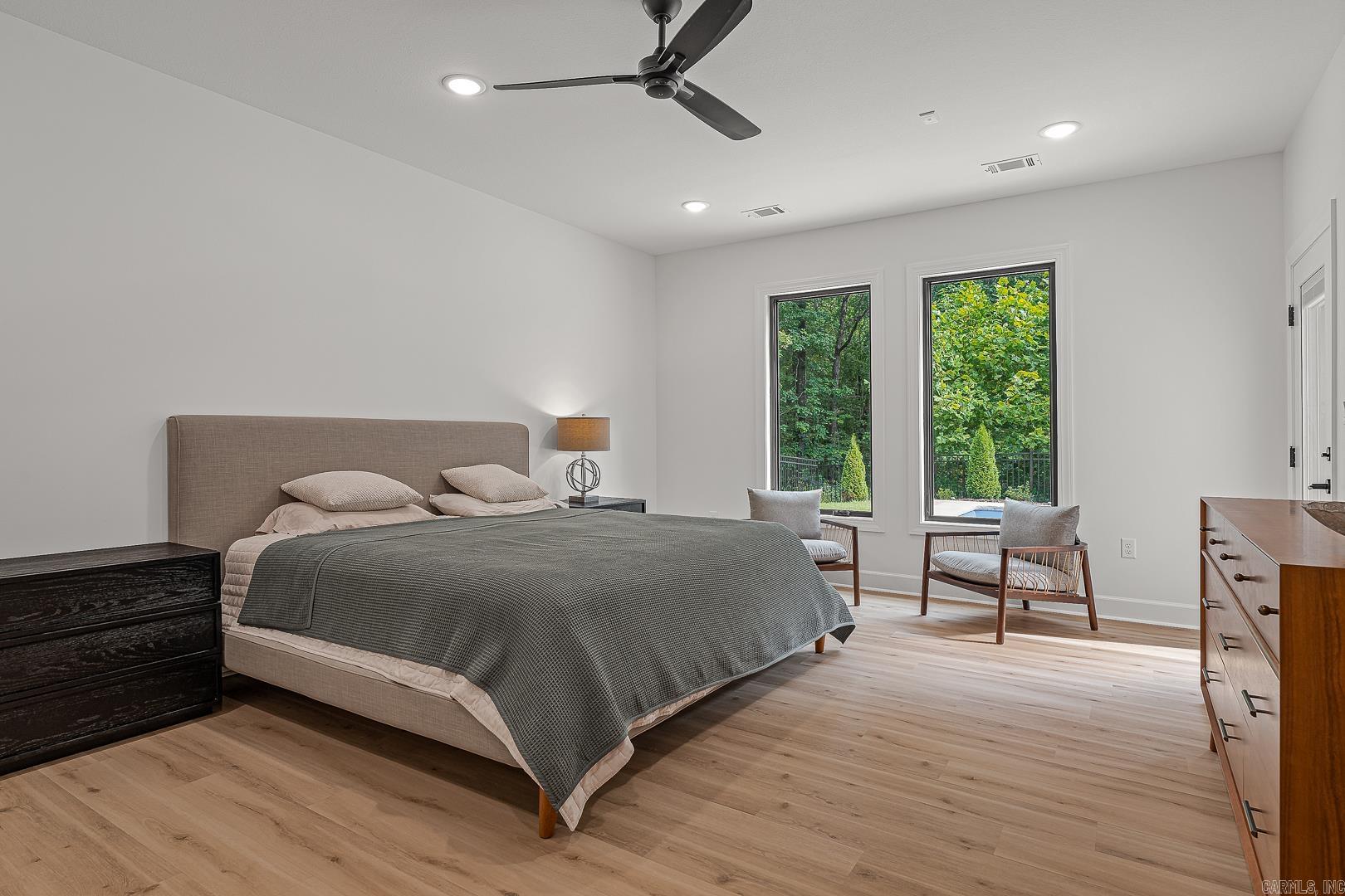 Ridgepointe - Residential