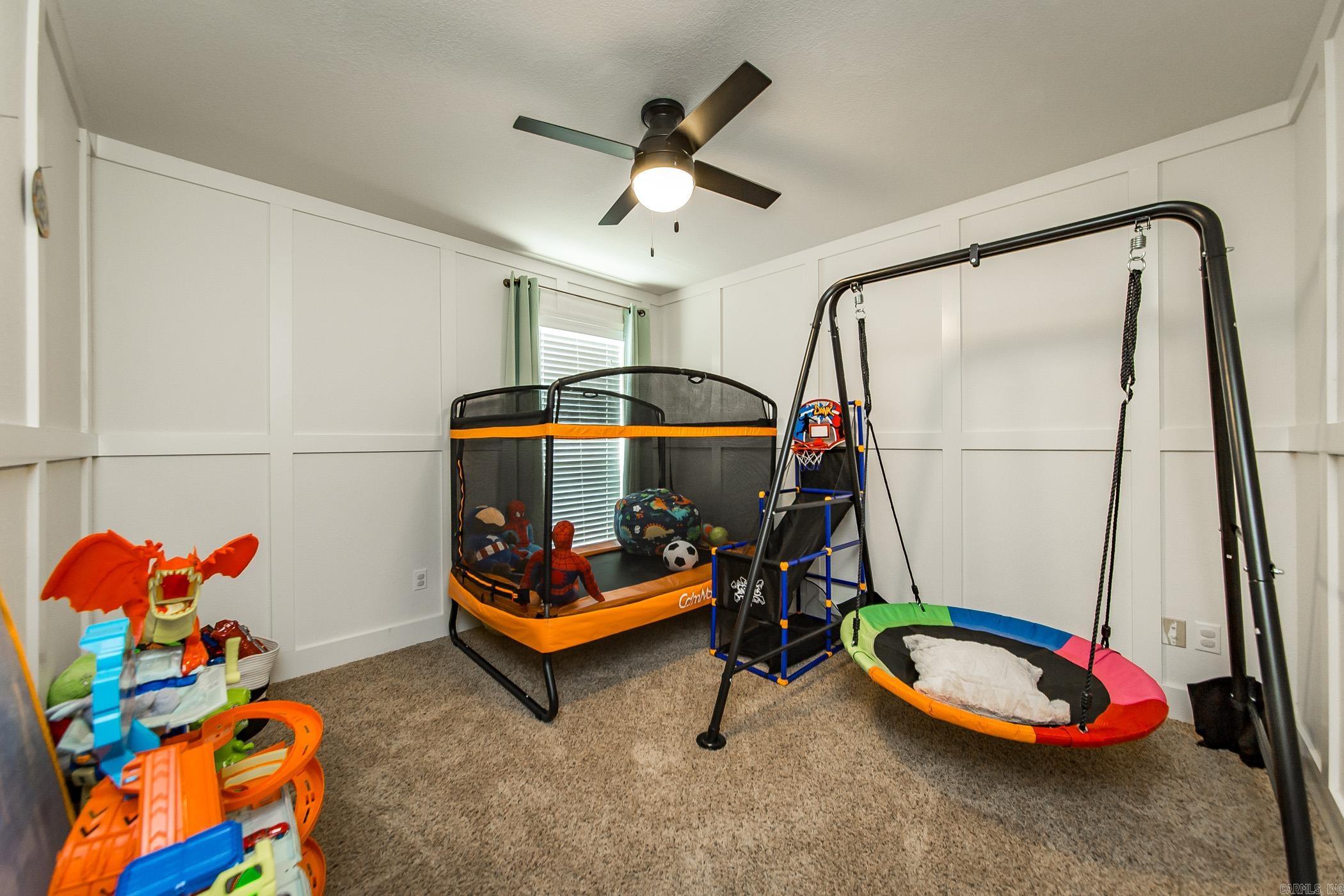 CROSS CREEK - Residential