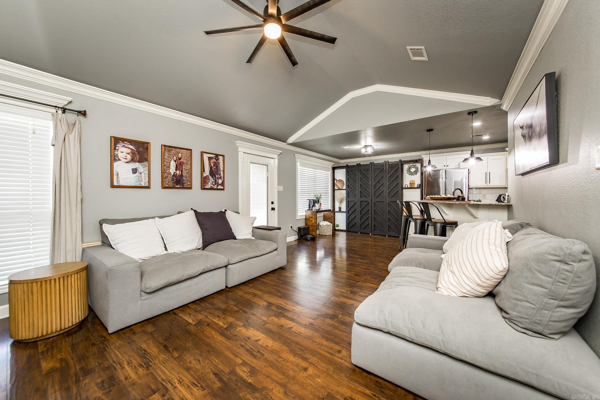 CROSS CREEK - Residential