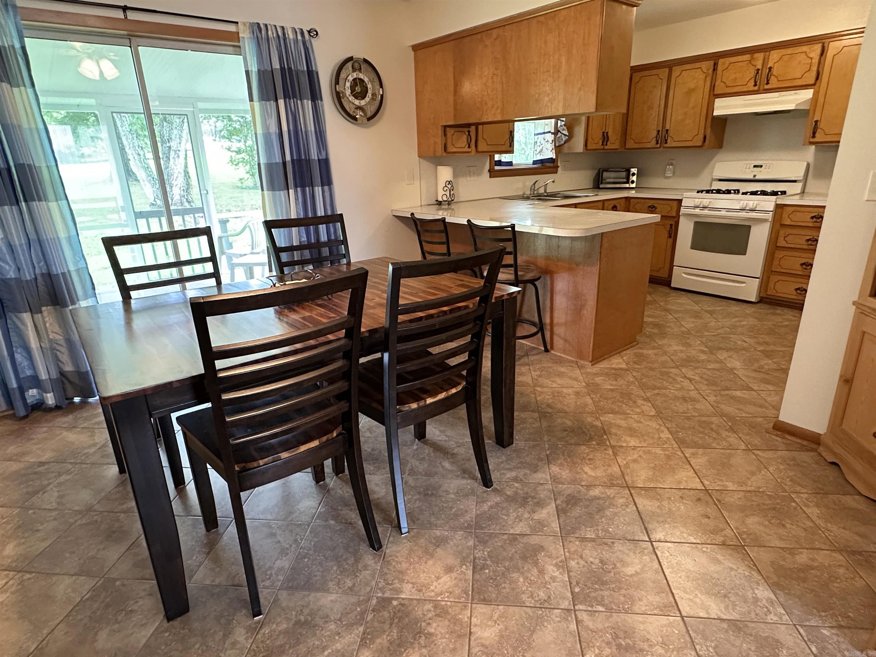 Heber Springs-Inside - Residential