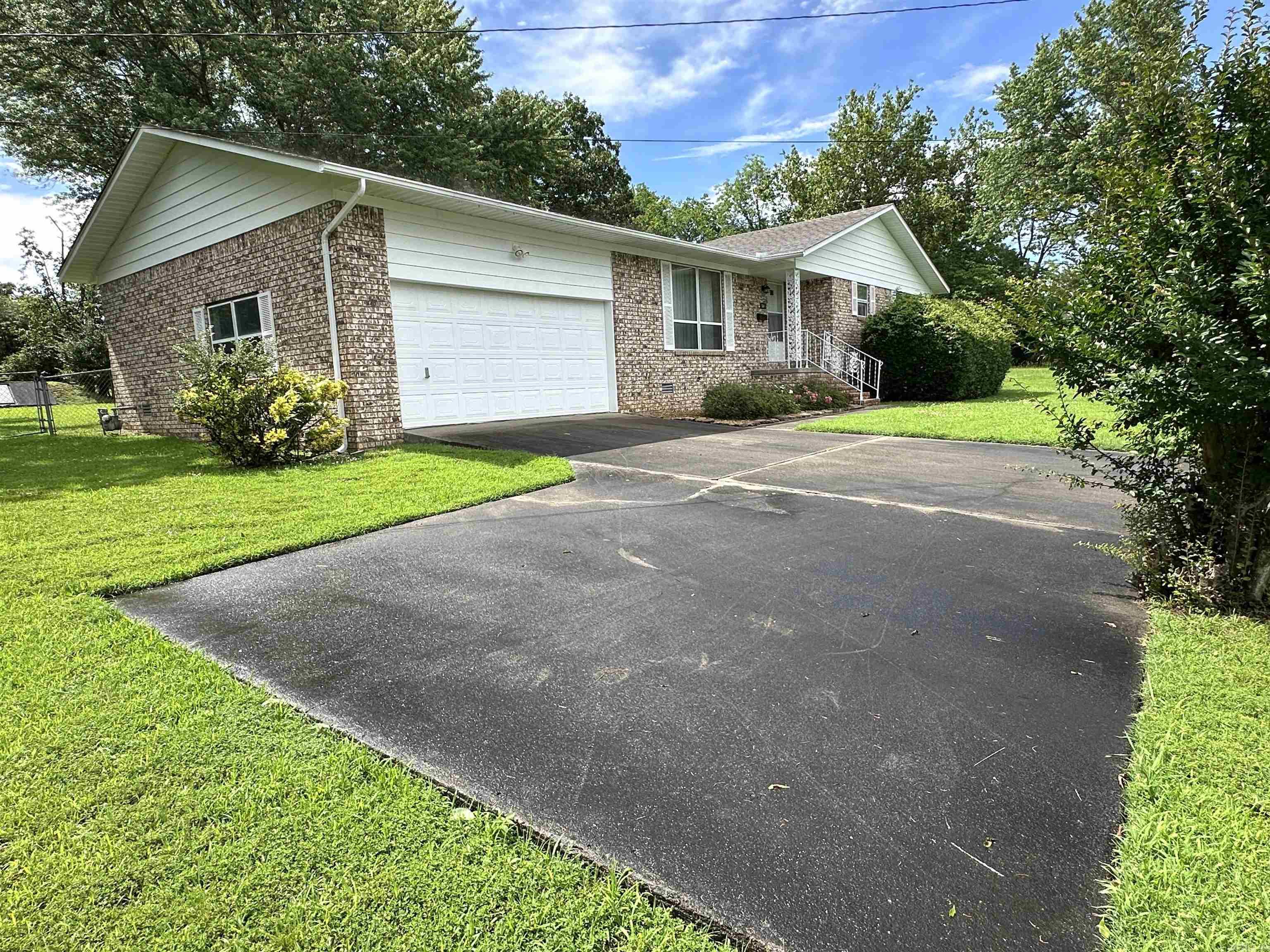 Heber Springs-Inside - Residential