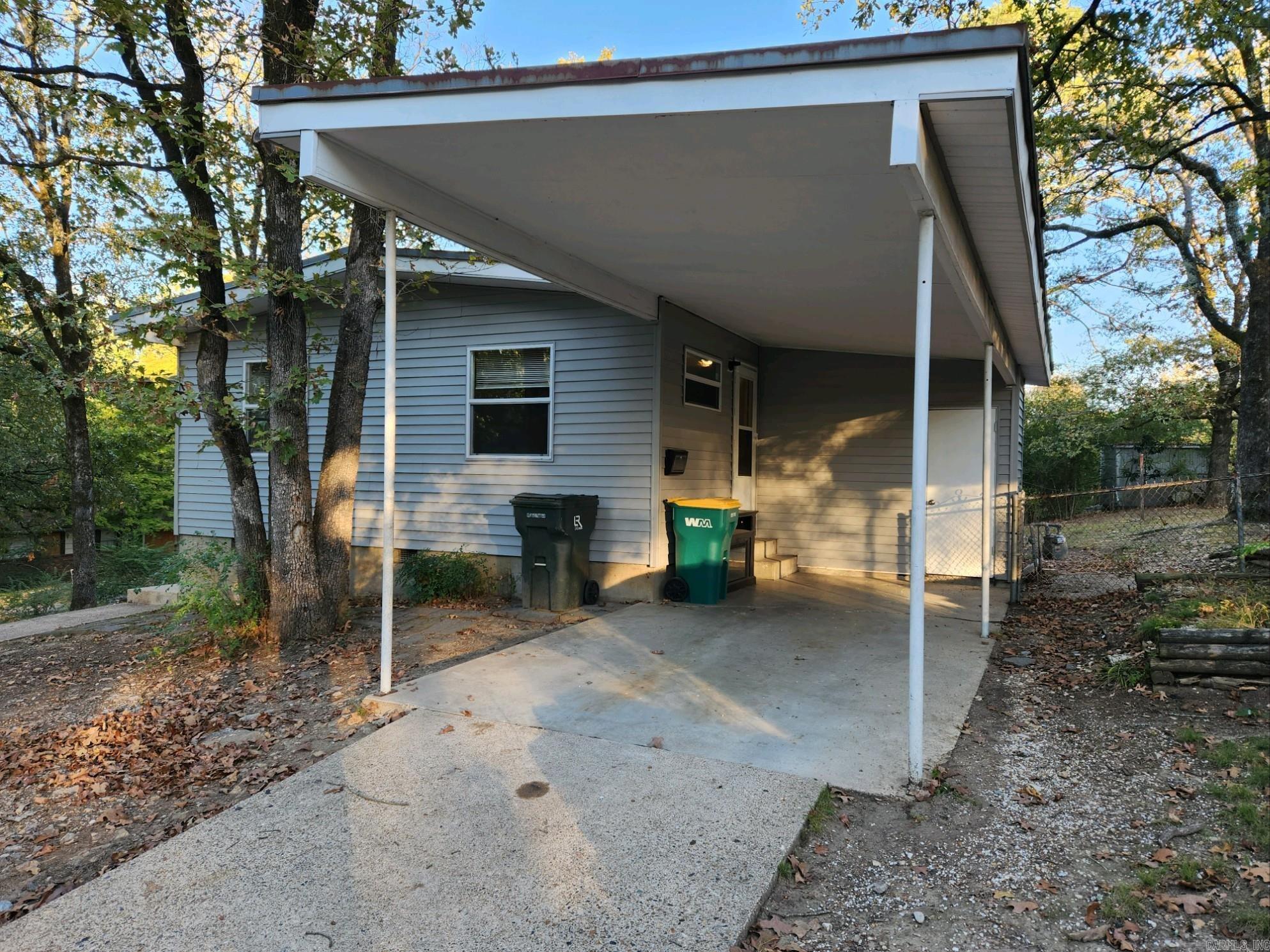 MEADOWCLIFF - Residential