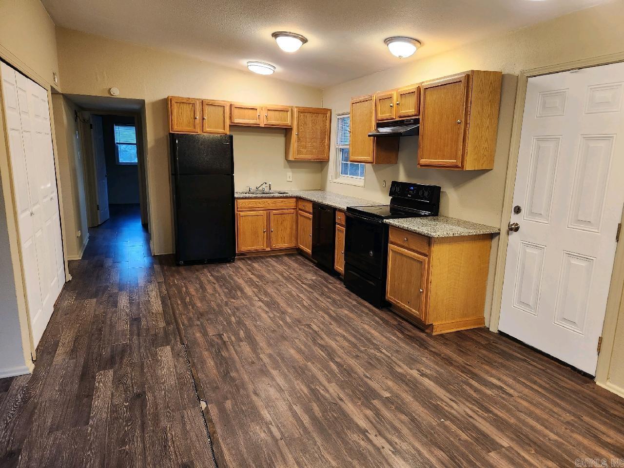 MEADOWCLIFF - Residential