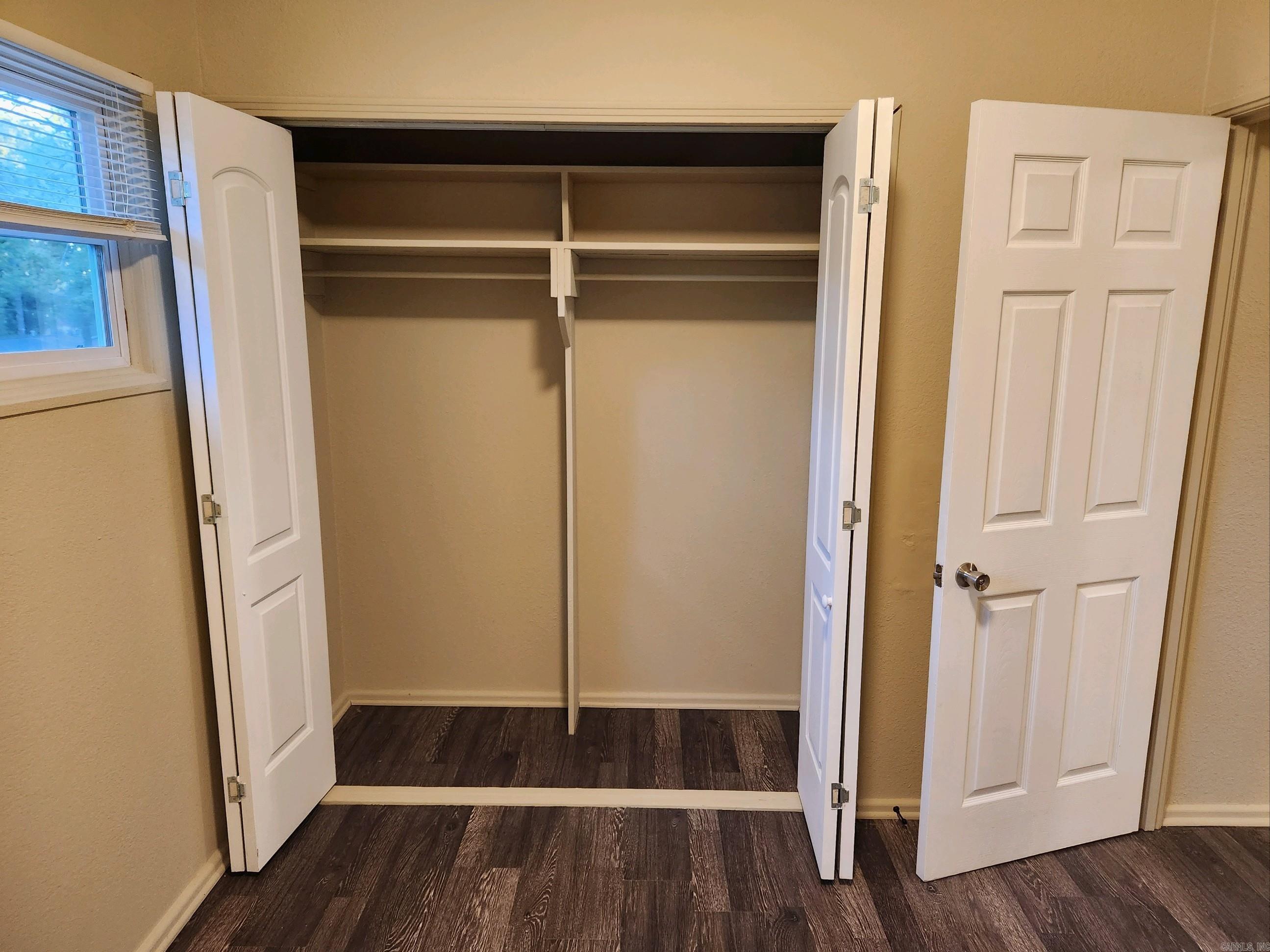 MEADOWCLIFF - Residential