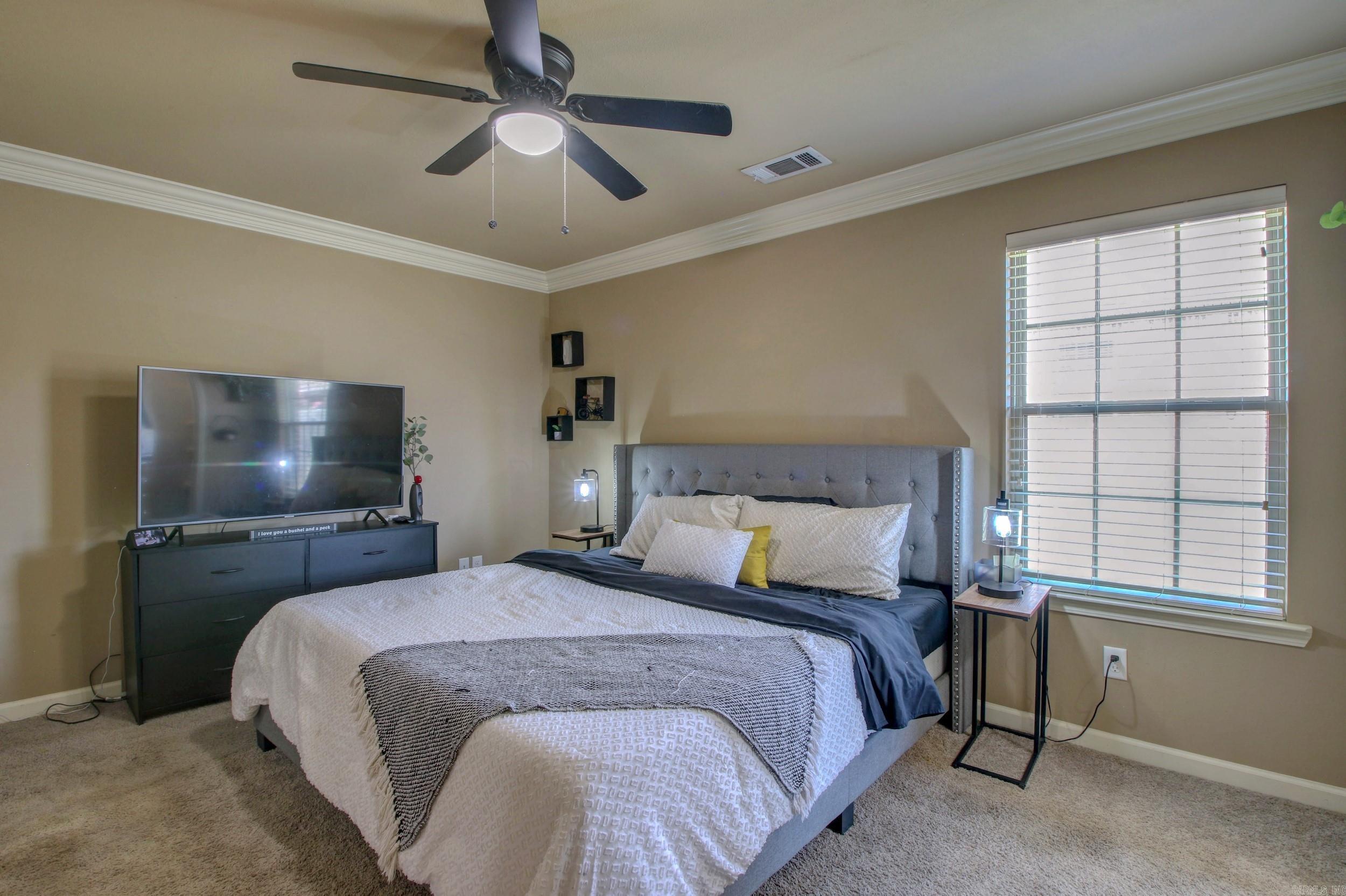 NORTH HAVEN - Residential