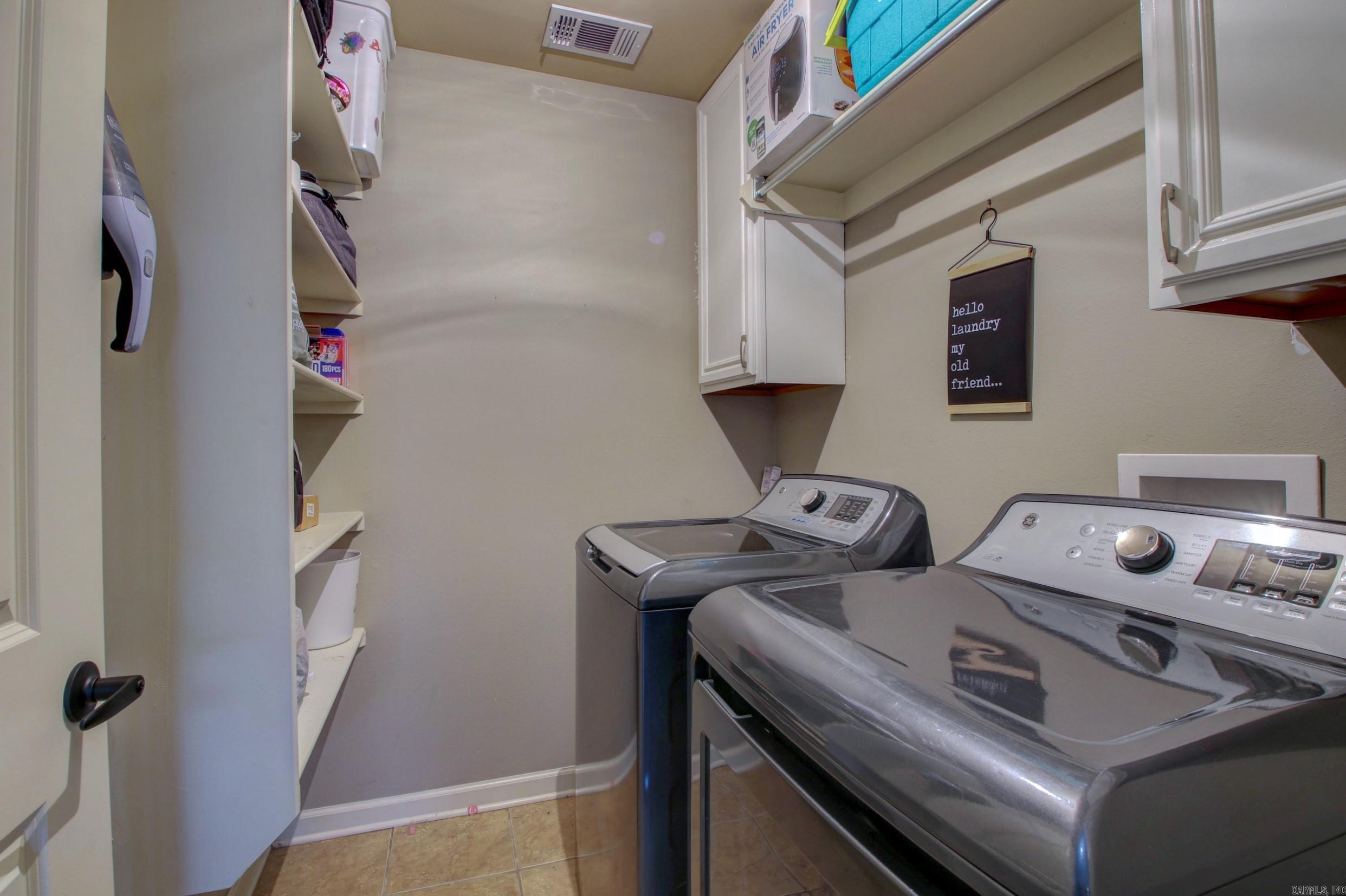 NORTH HAVEN - Residential