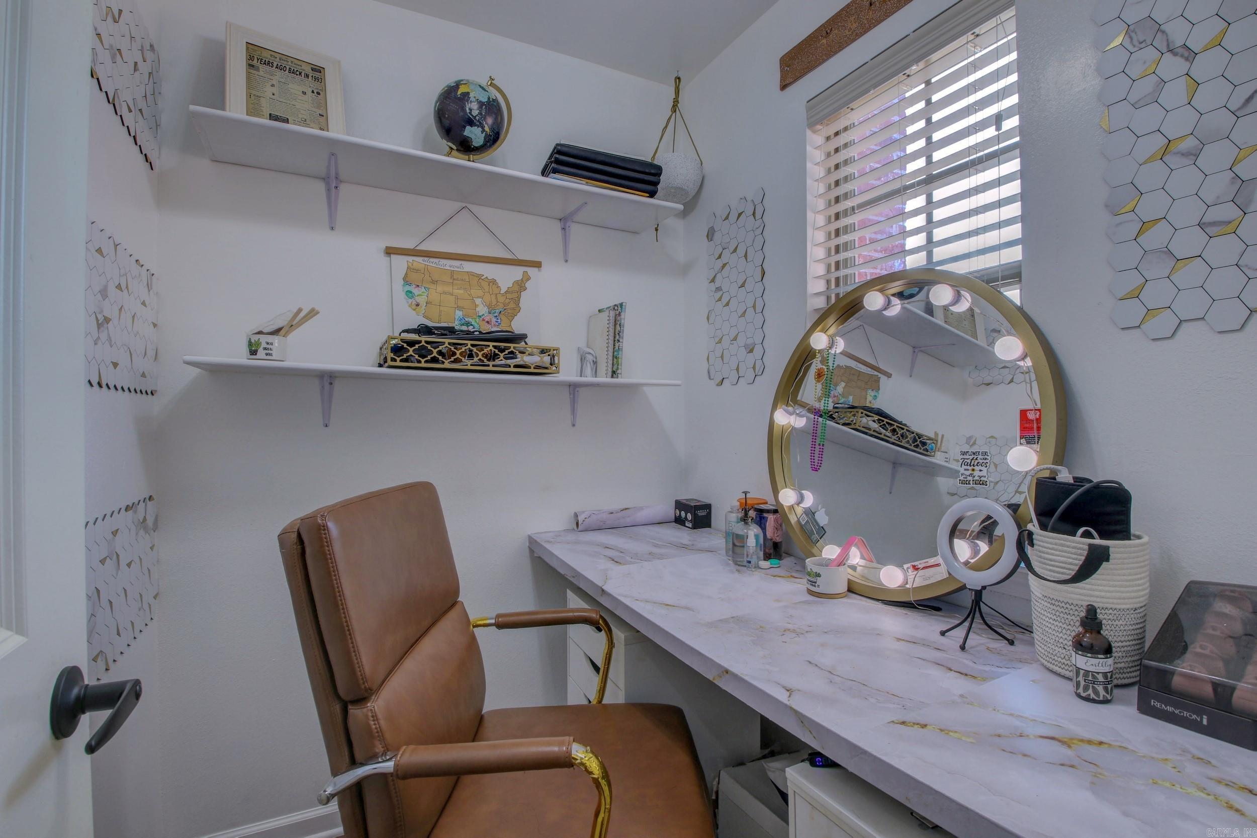 NORTH HAVEN - Residential