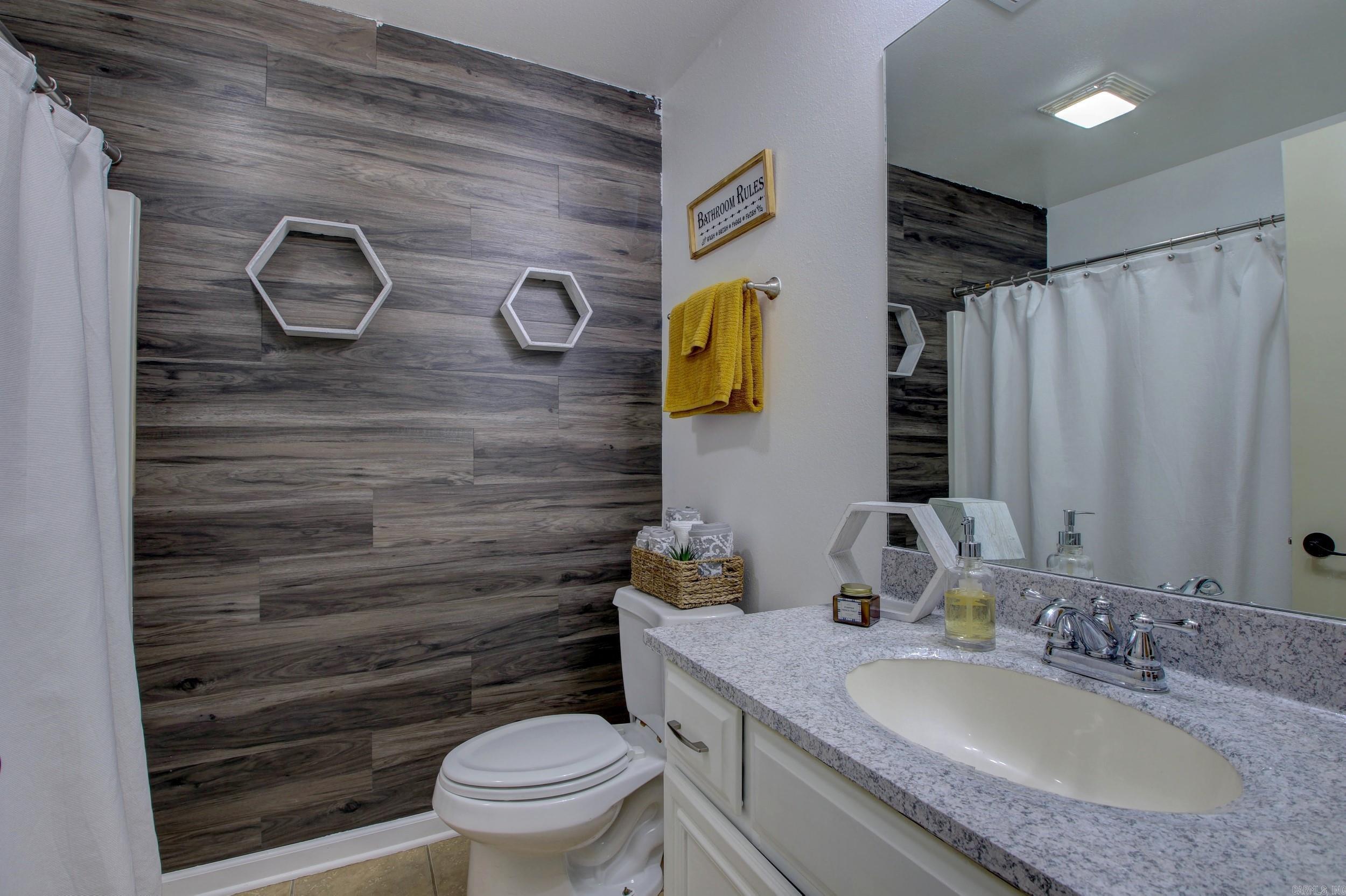 NORTH HAVEN - Residential