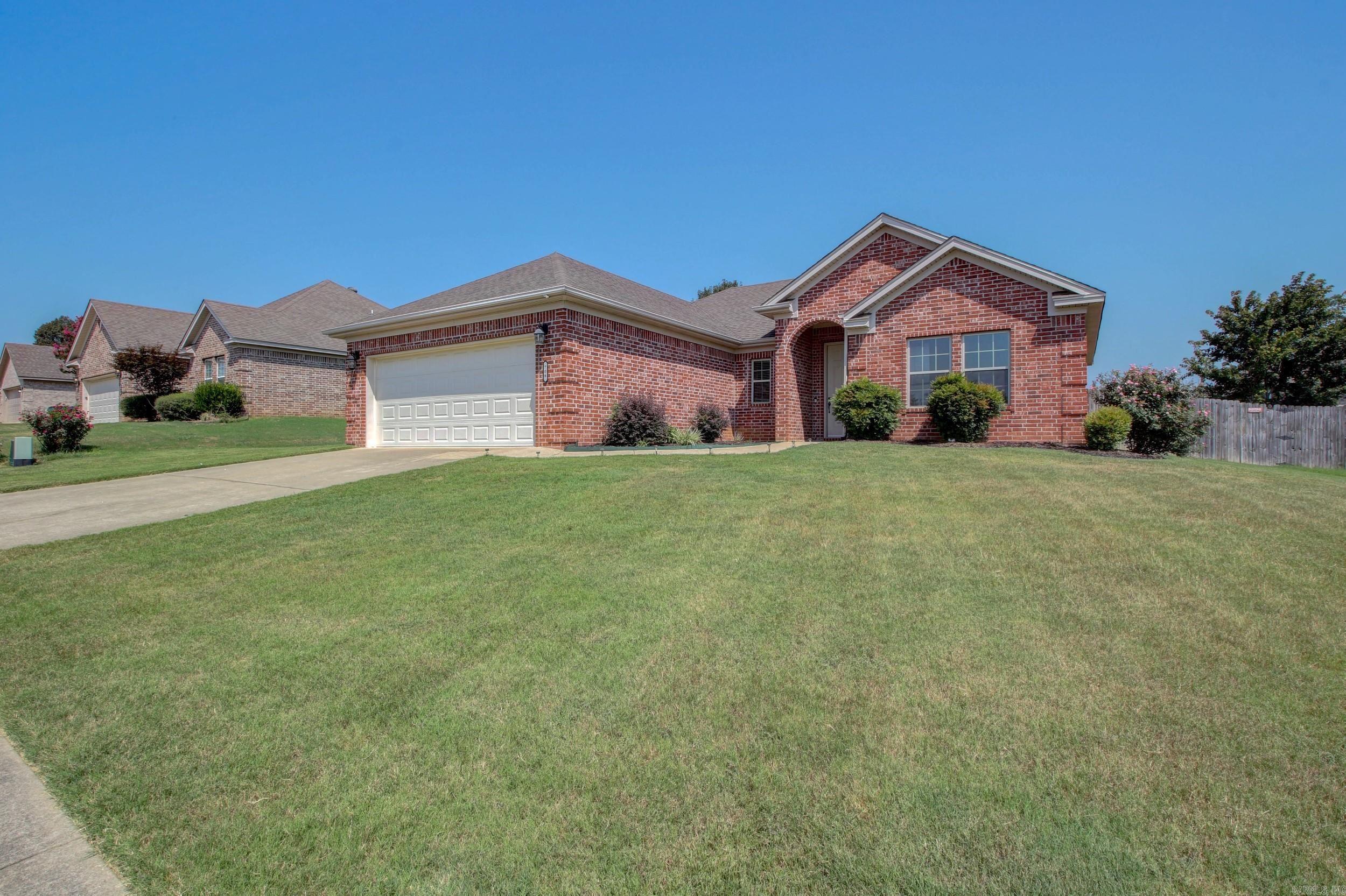 NORTH HAVEN - Residential