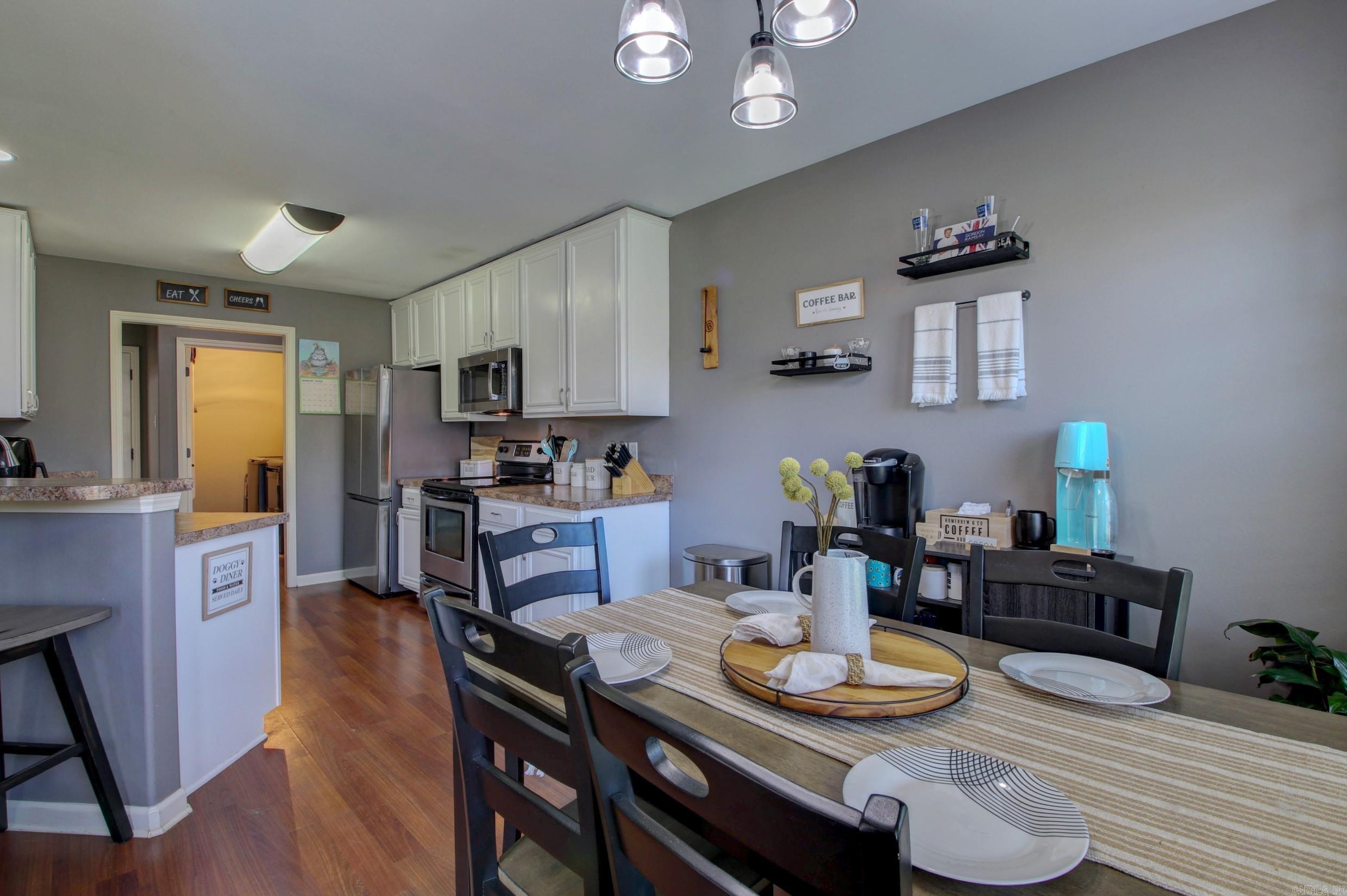 NORTH HAVEN - Residential