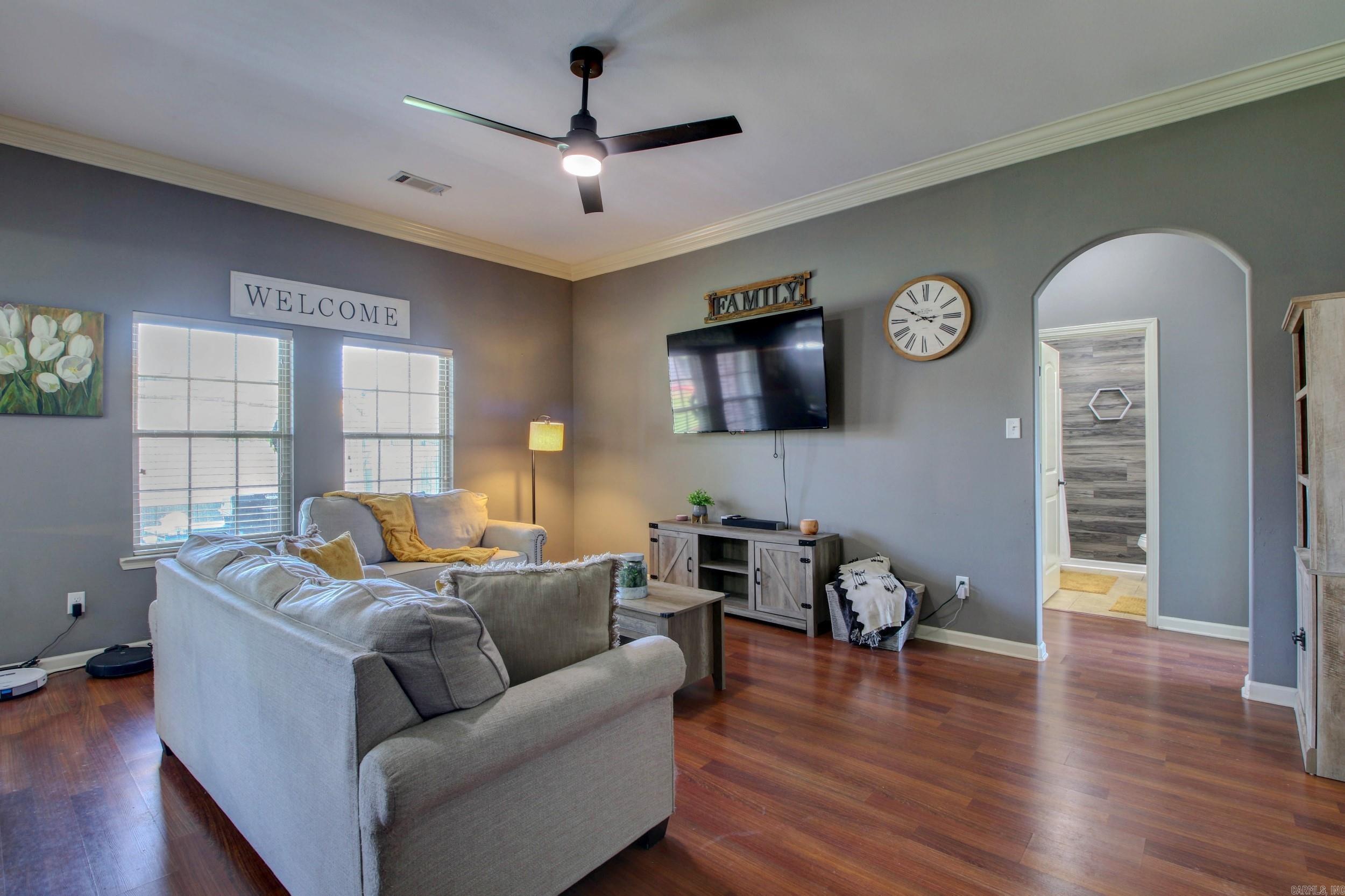 NORTH HAVEN - Residential